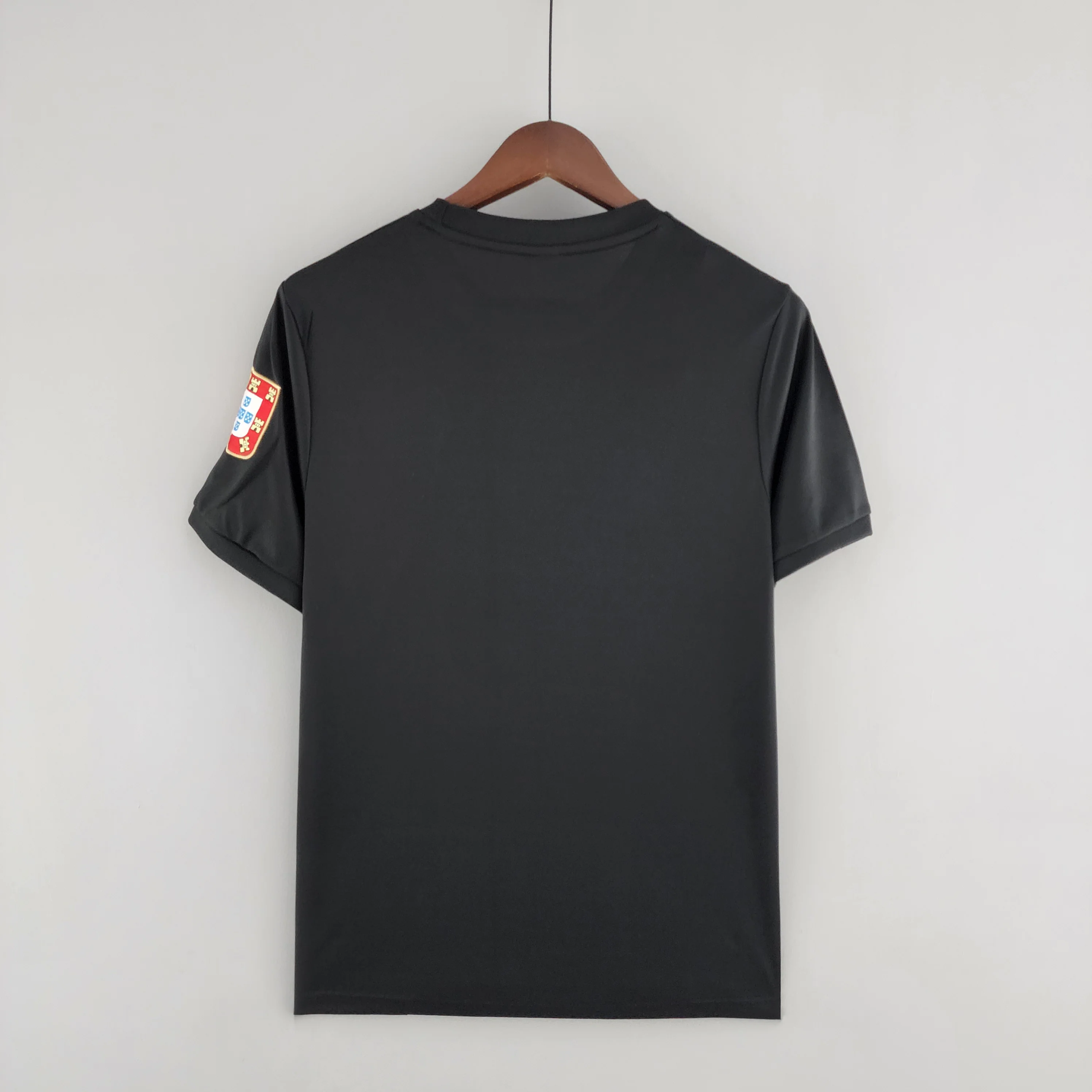 1973-74 Benfica Retro Away S-XXL - Image 2
