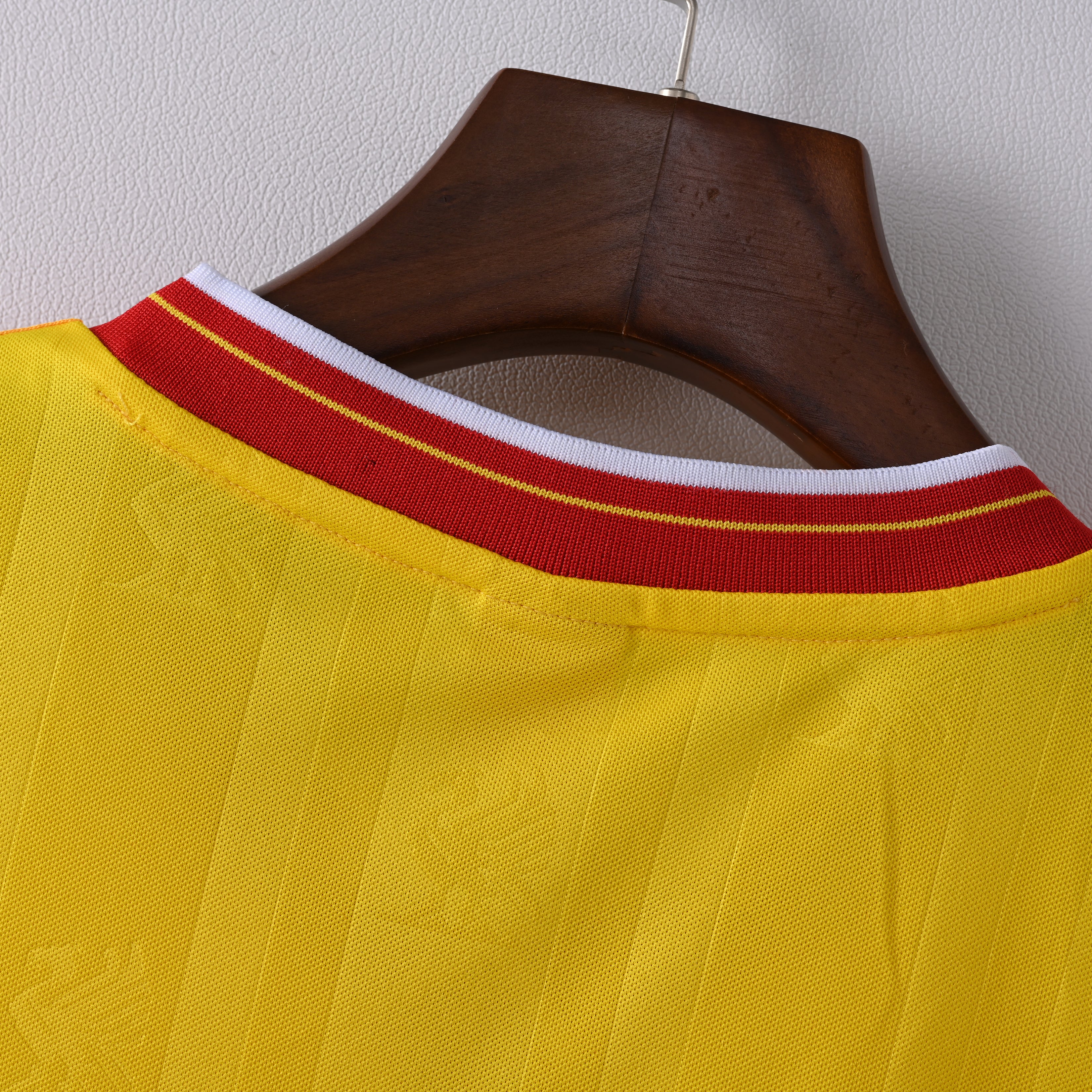 1985-86 Liverpool Away Retro S-2XL - Image 8