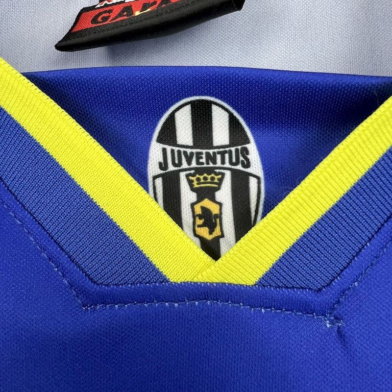 1996-97 Juventus Away Long Sleeve S-2XL - Image 4