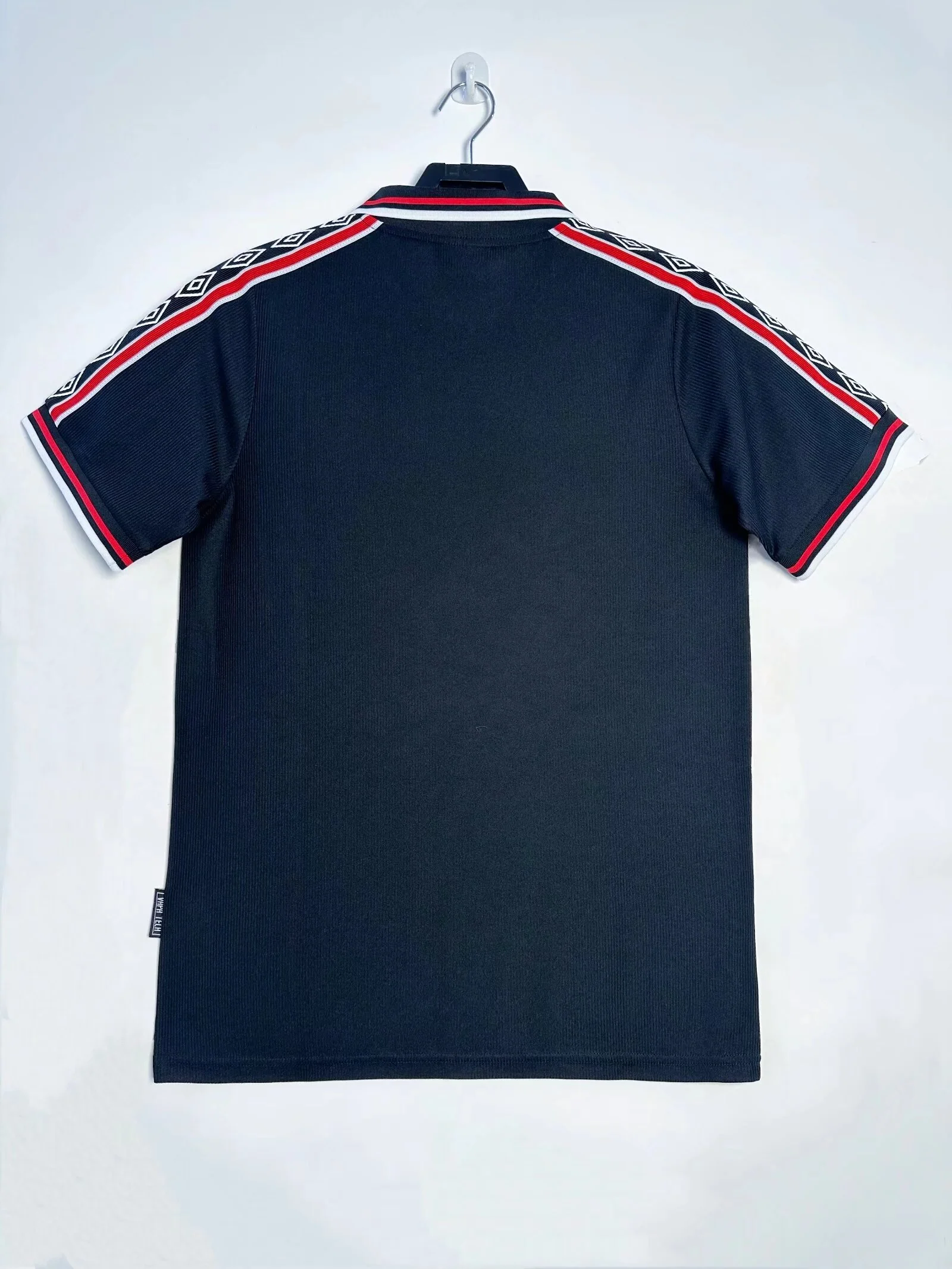 1998-99 Manchester United Black Retro S-2XL - Image 2