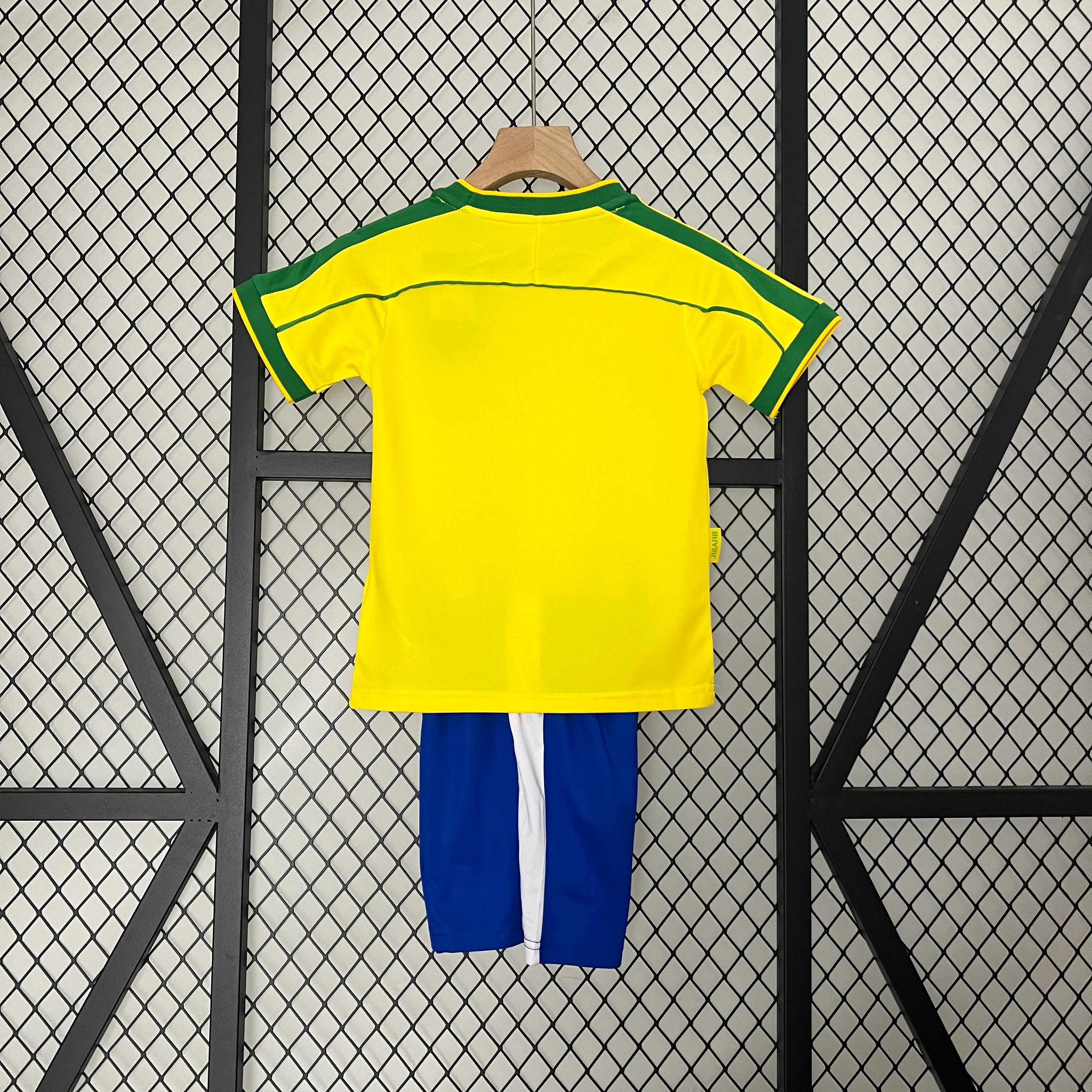 1998 Brazil Home Retro KIDS SIZE 16-28 - Image 2
