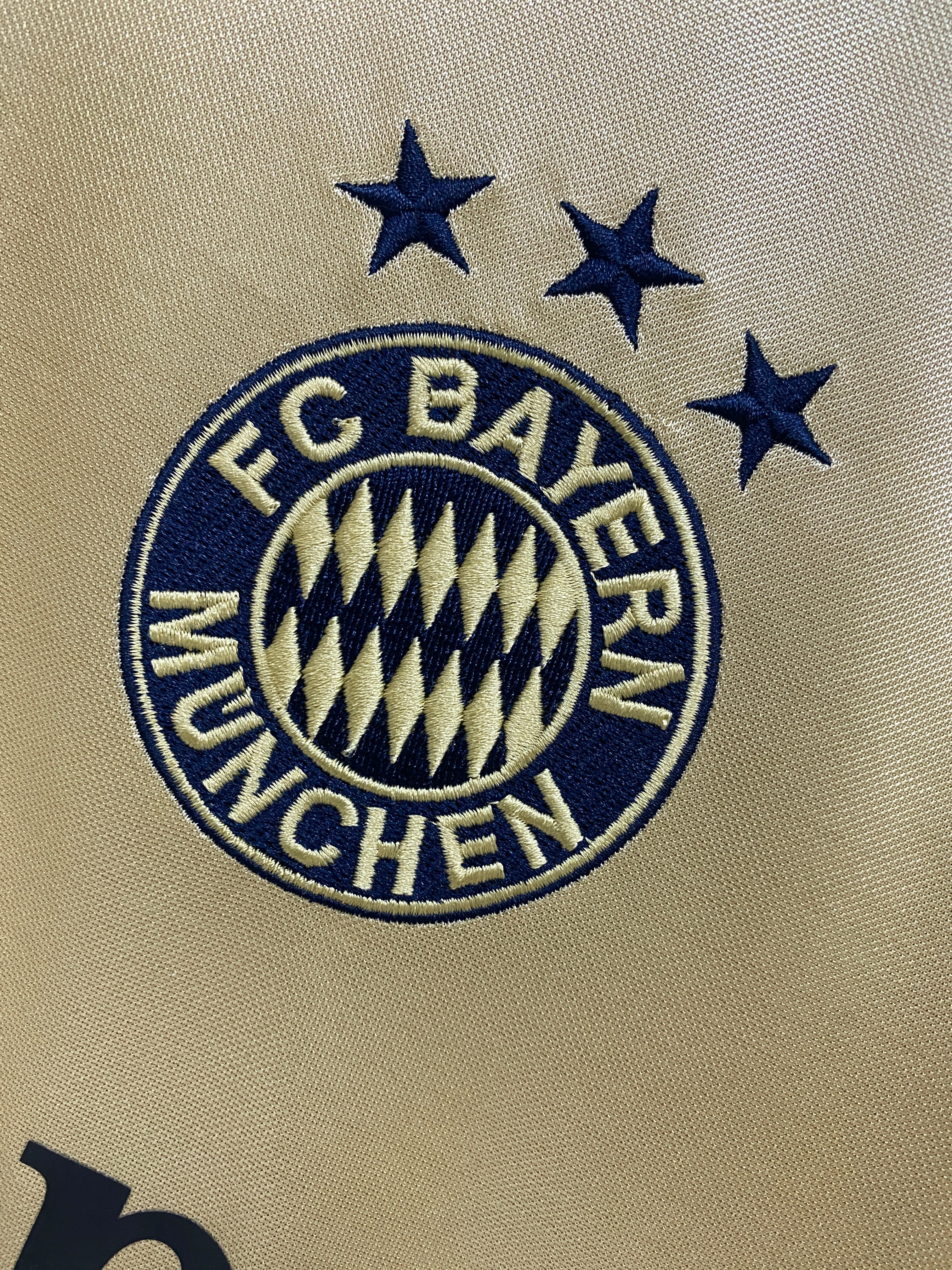 2004-05 Bayern Munich away Retro S-2XL - Image 5