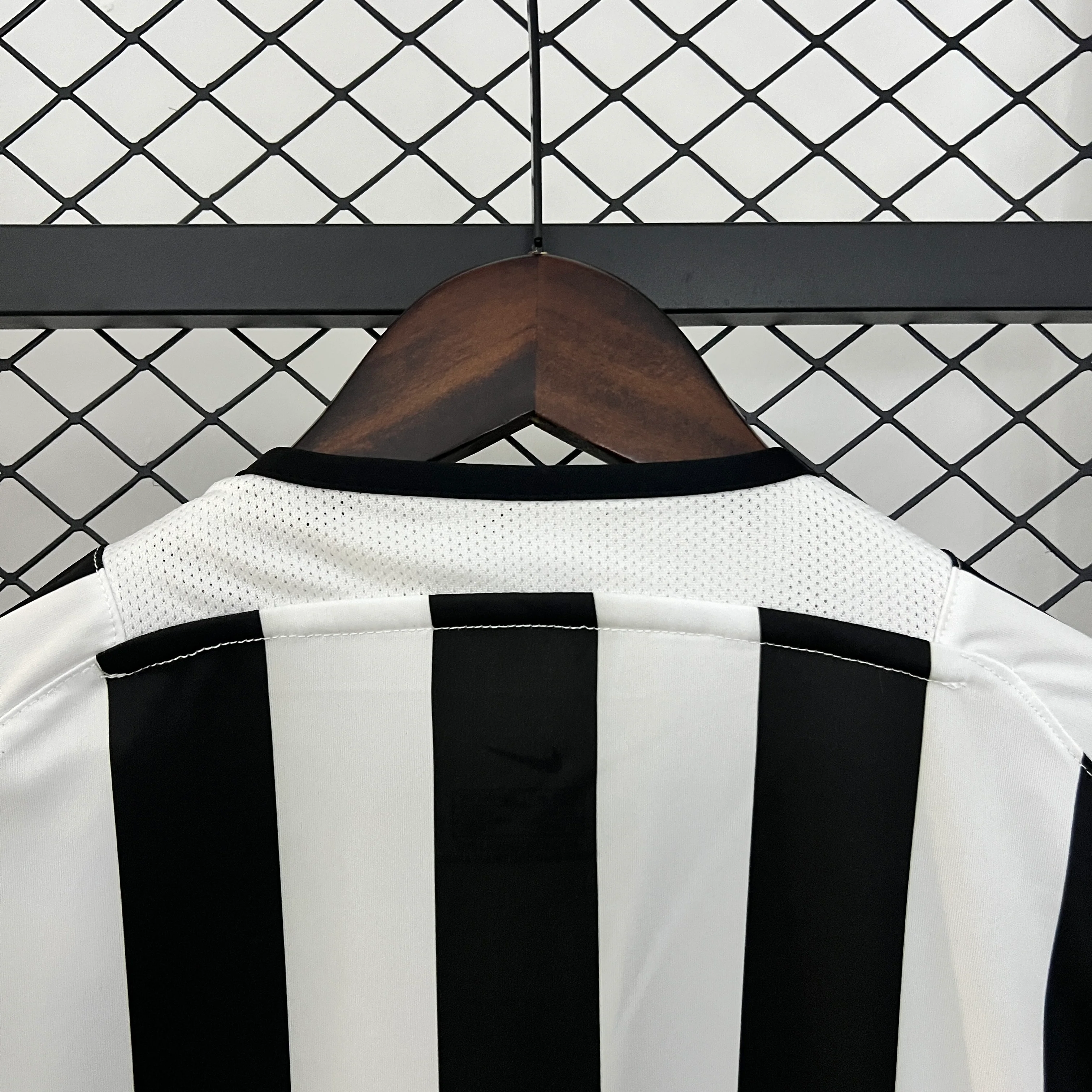 2003-04 Juventus Home Retro S-2XL - Image 6
