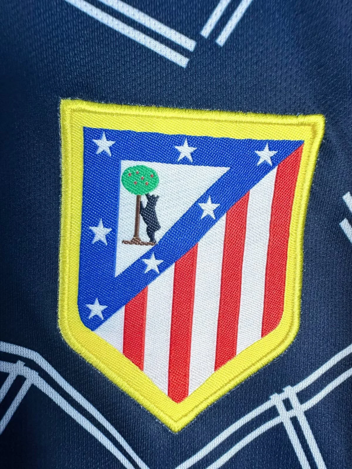 2004-05 Atletico Madrid Away Long Sleeve S-2XL - Image 4