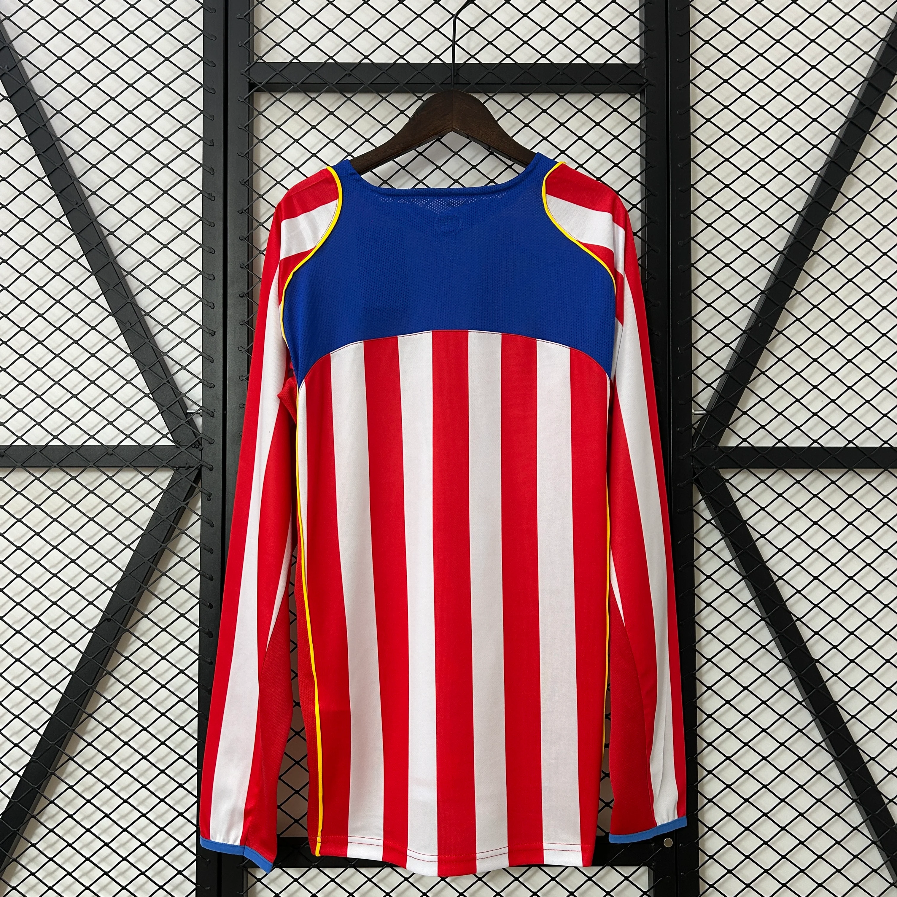 2004-05 Atletico Madrid Home Long Sleeve S-2XL - Image 2