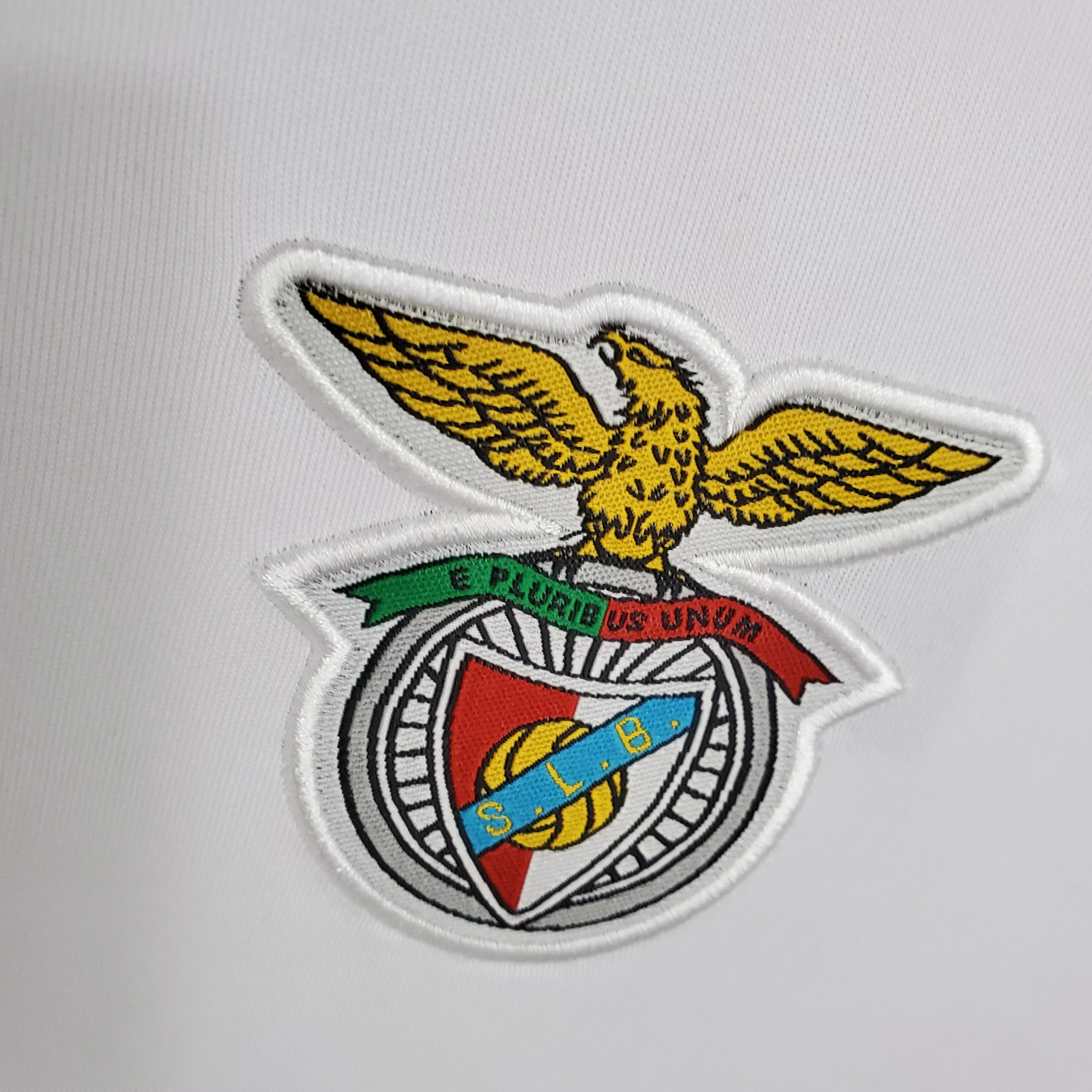 2004-05 Benfica Retro Away S-XXL - Image 3