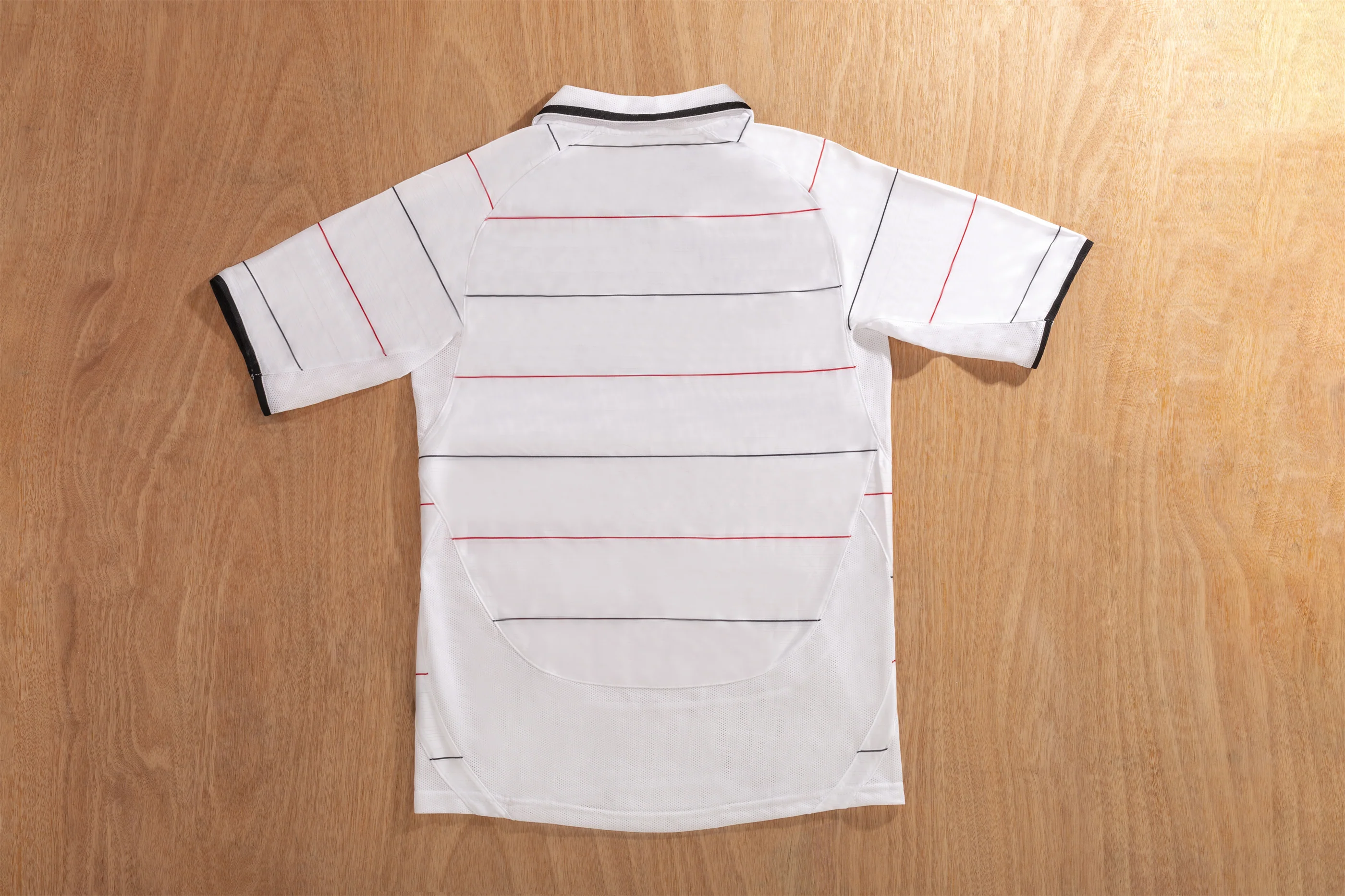 2004-06 Manchester United Away Retro S-2XL - Image 2