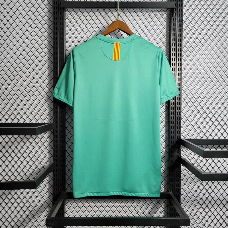 2010-11 Barcelona Away Retro S-XXL - Image 2