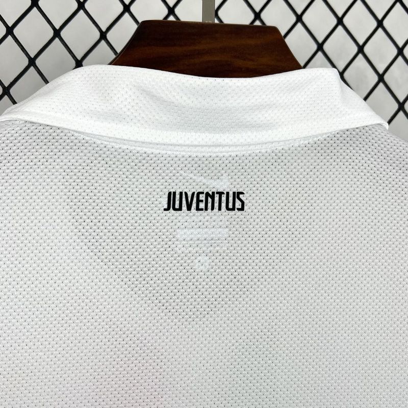 2010-11 Juventus Retro S-2XL - Image 3