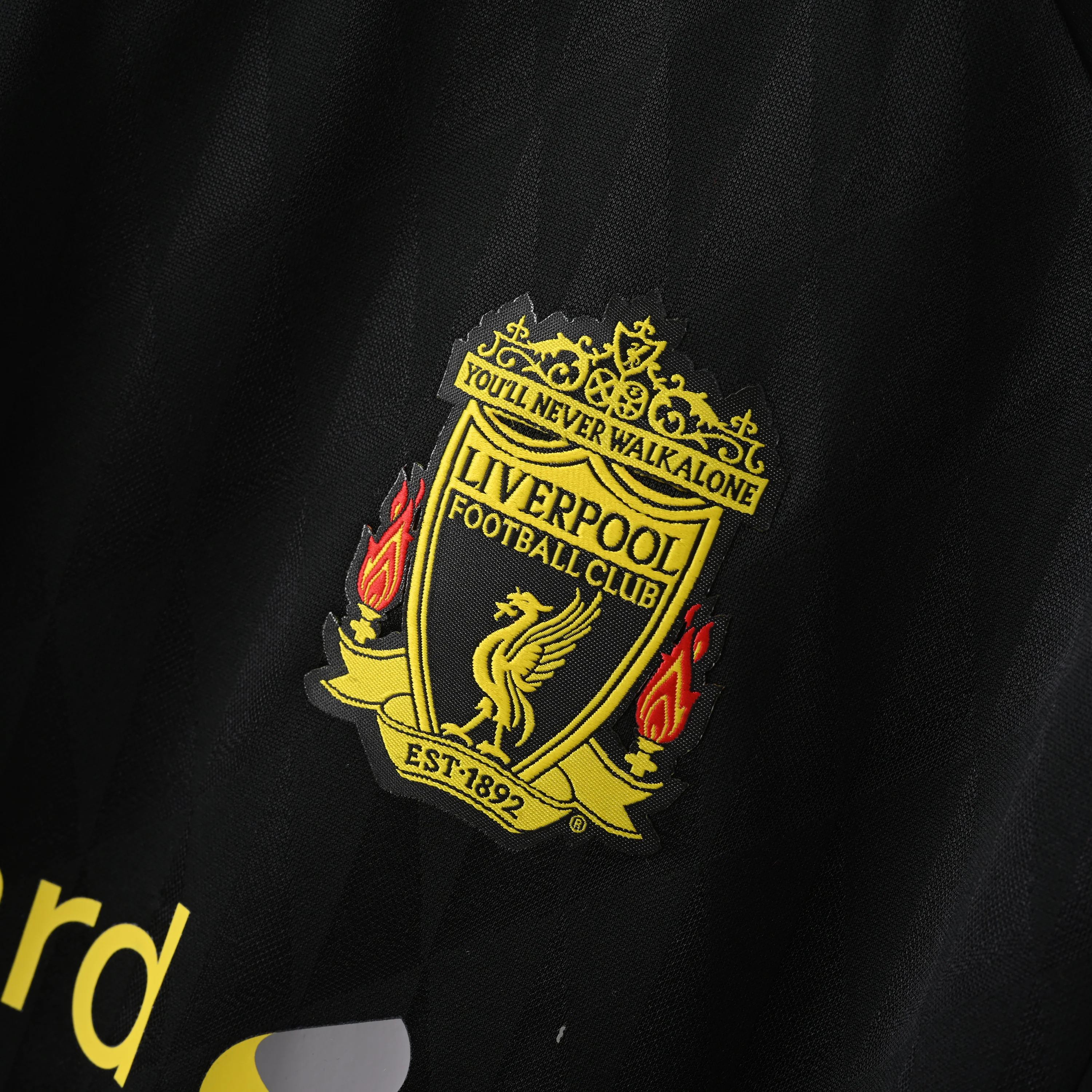 2010-11 Liverpool Away Retro S-2XL - Image 3