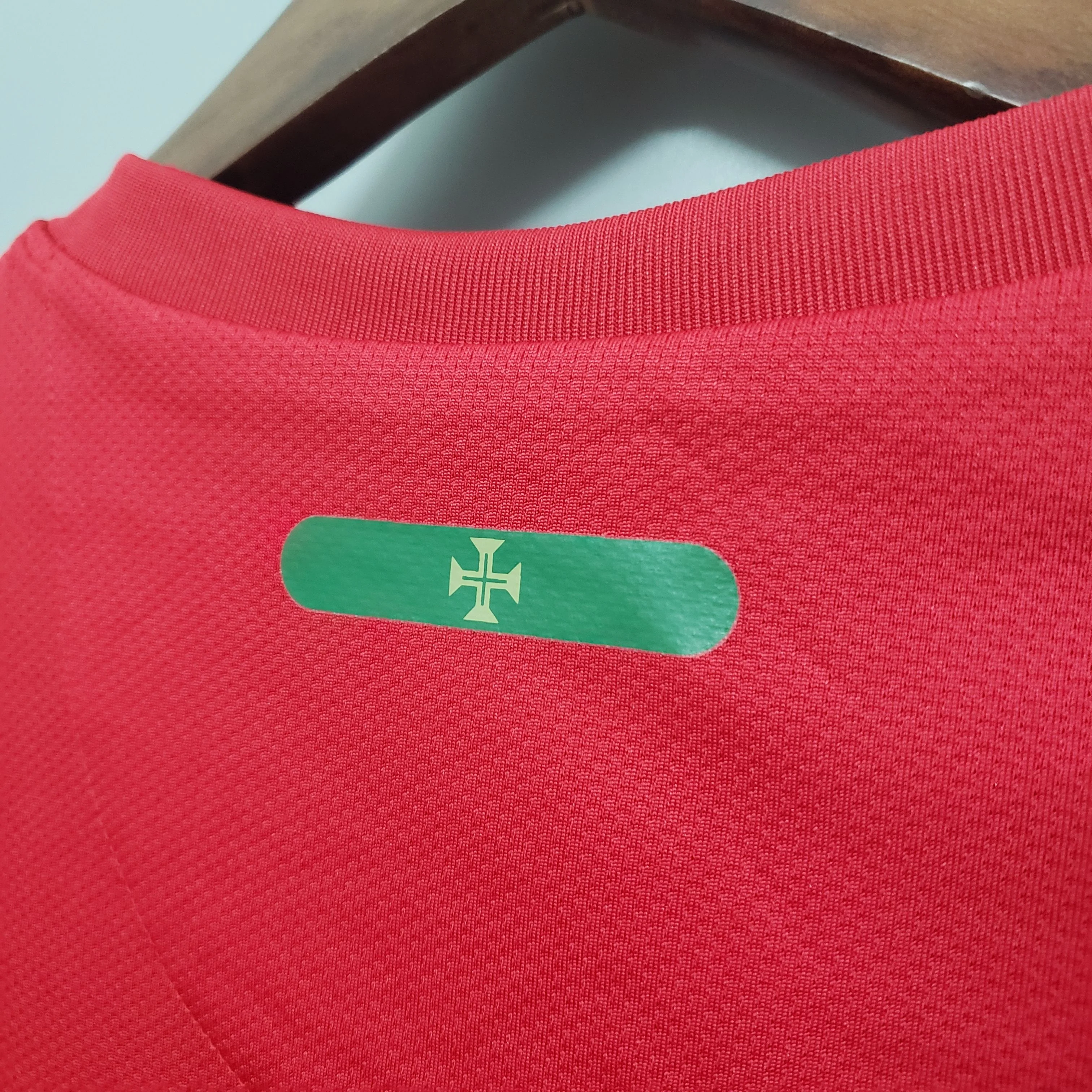 2010 Portugal red Camisa de futebol retro - Image 6