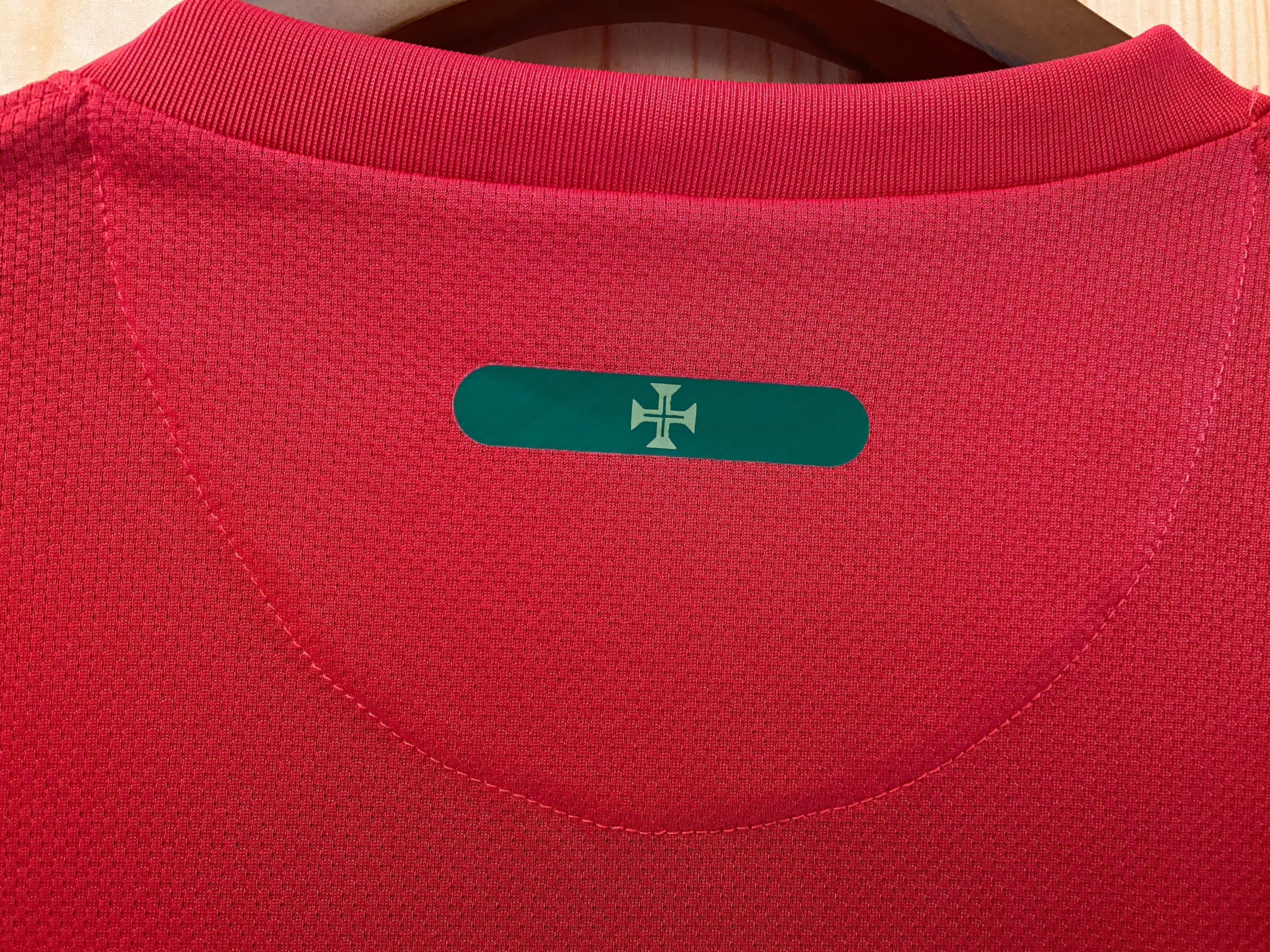 2010 Portugal red Camisa de futebol Retro S-2XL - Image 3