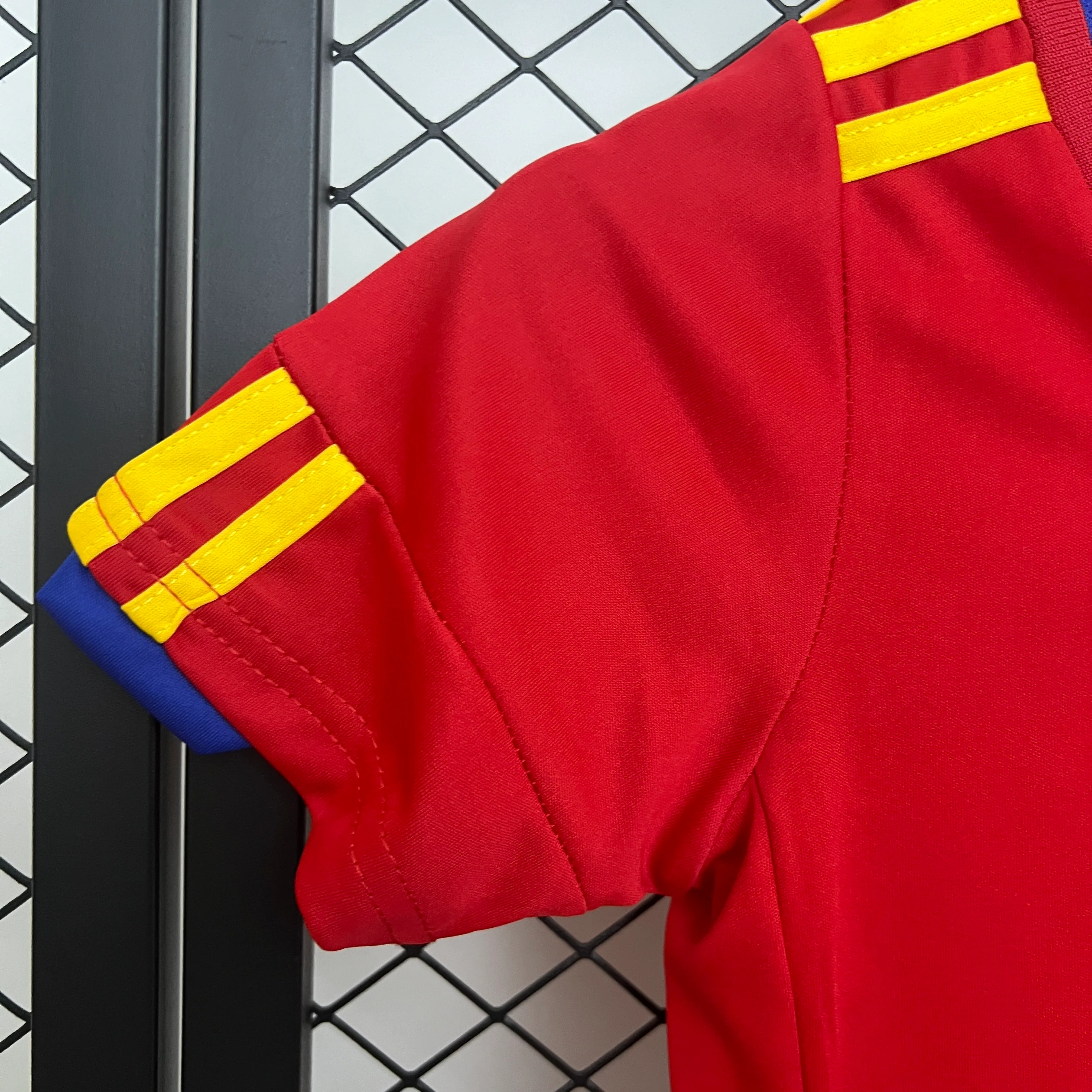 2010 Spain Home Retro Kids 16-28 - Image 4