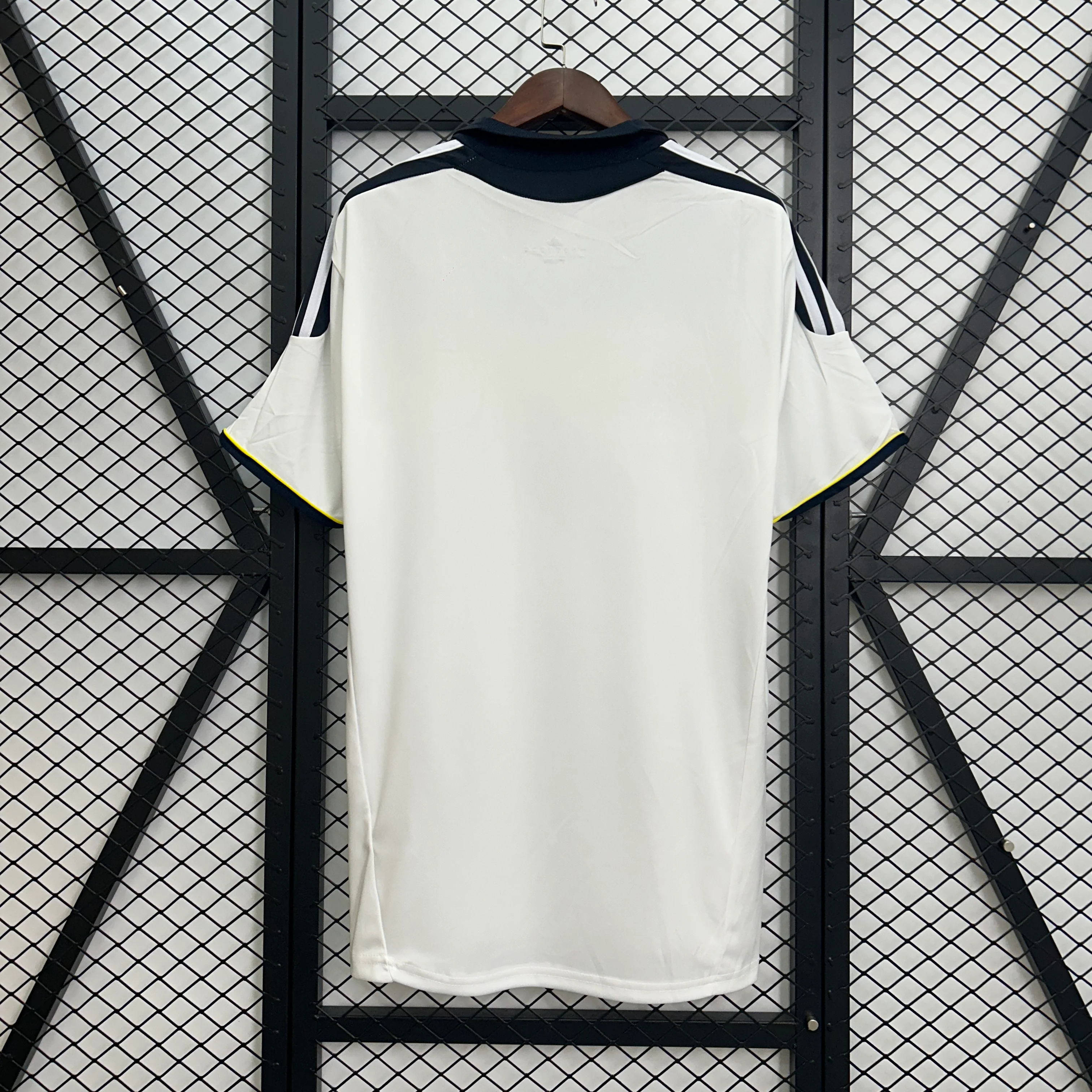 2011-12 Chelsea Third Away Retro Size S-2XL - Image 2