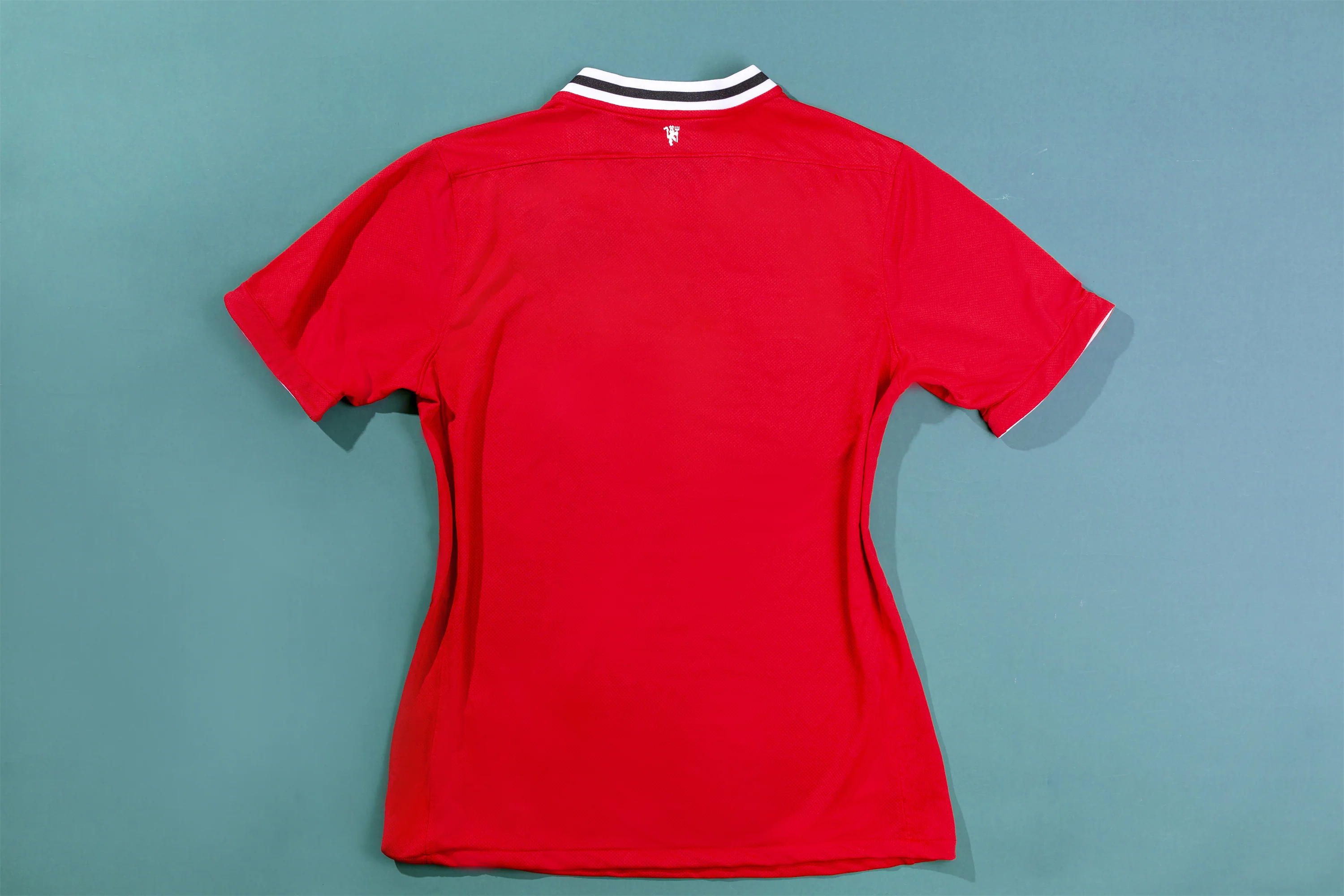 2011-12 Manchester United Home Retro S-2XL - Image 2