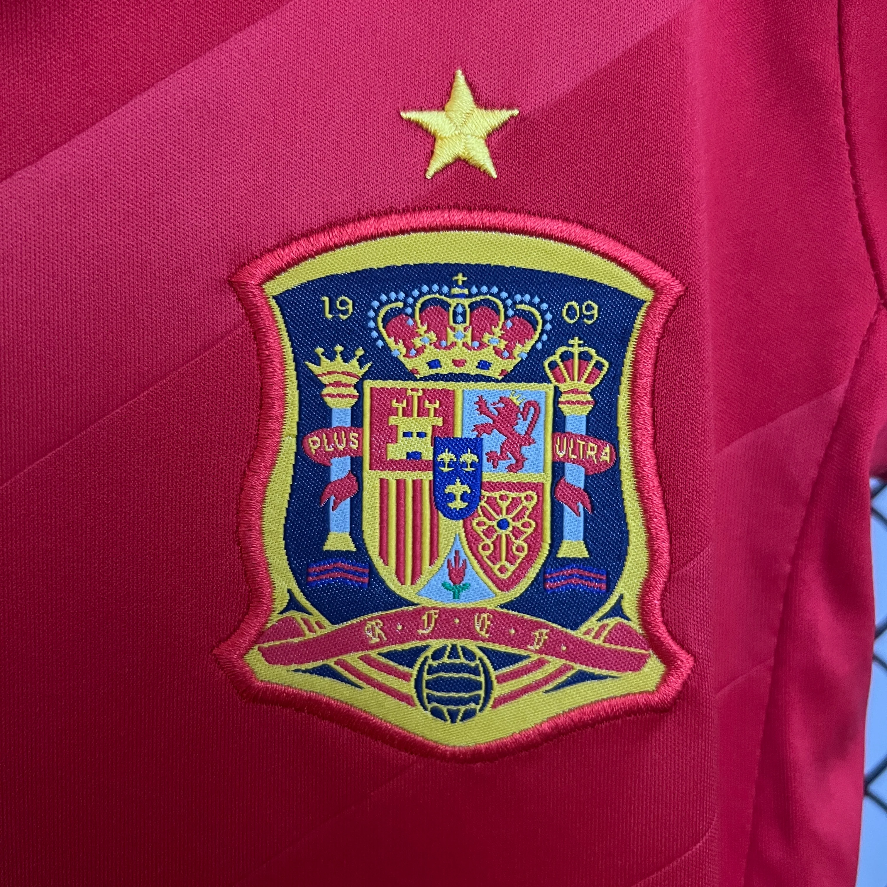 2012 Spain Home Retro Kids 16-28 - Image 3