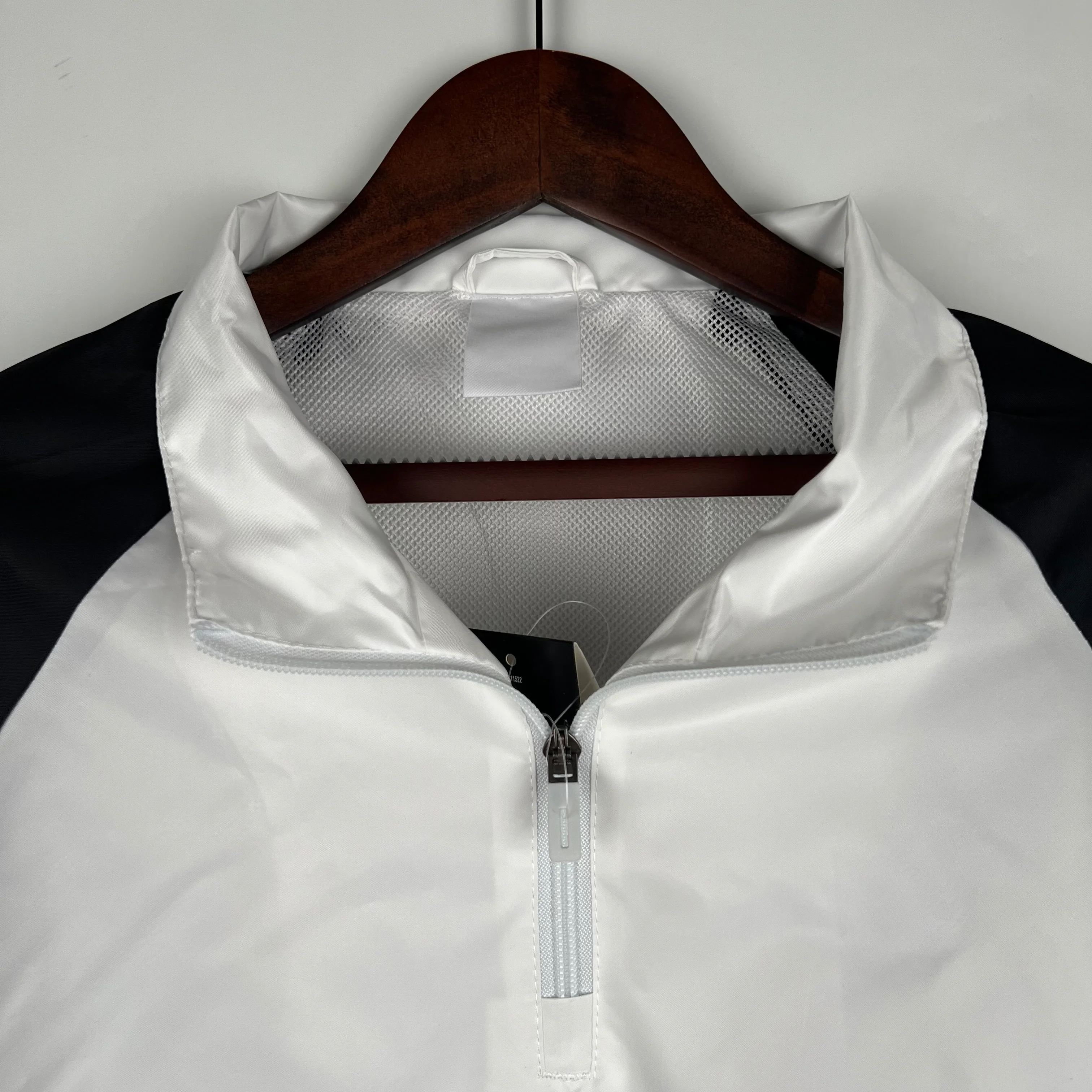 2023 Windbreaker Germany White S-XXL - Image 6