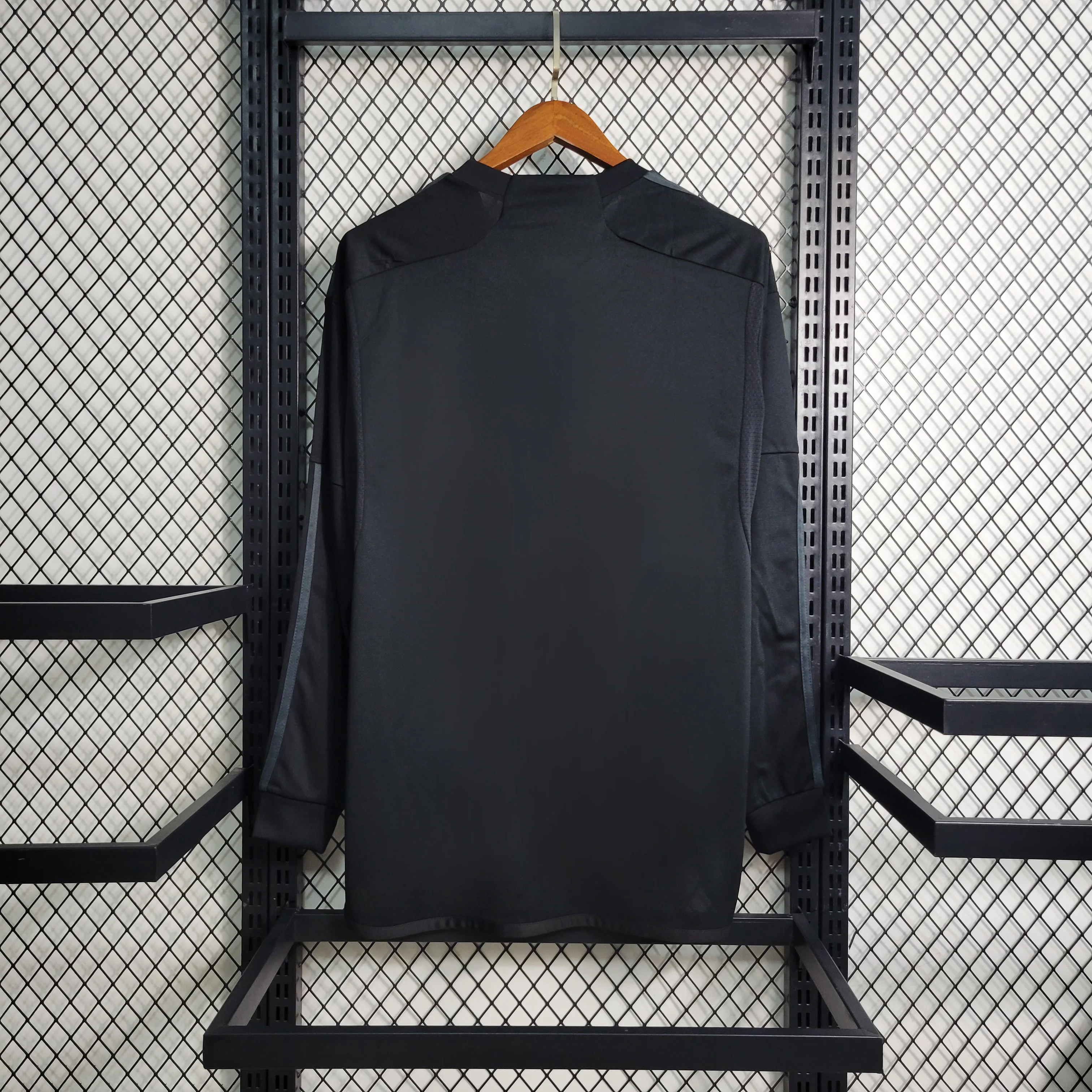 2023-24 Real Madrid Black Second away Long sleeve S-2XL - Image 2