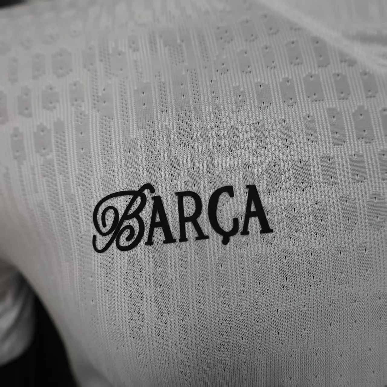 2025-26 Barcelona 304 White Special edition Player S-XXL - Image 5