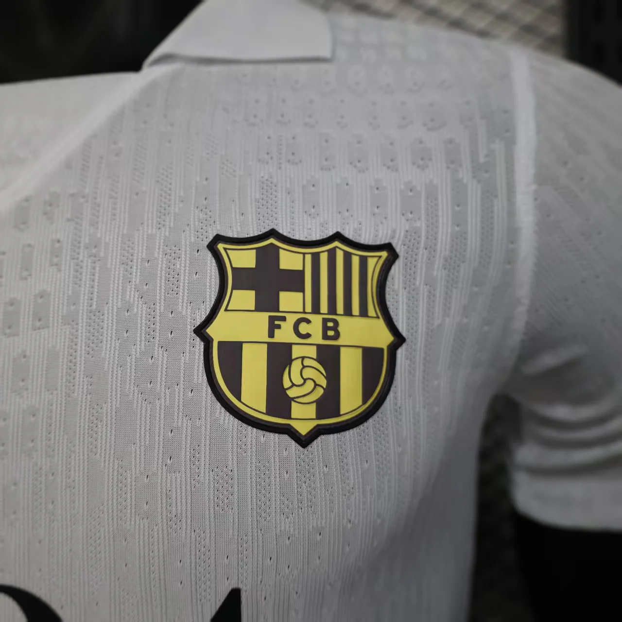 2025-26 Barcelona 304 White Special edition Player S-XXL - Image 6
