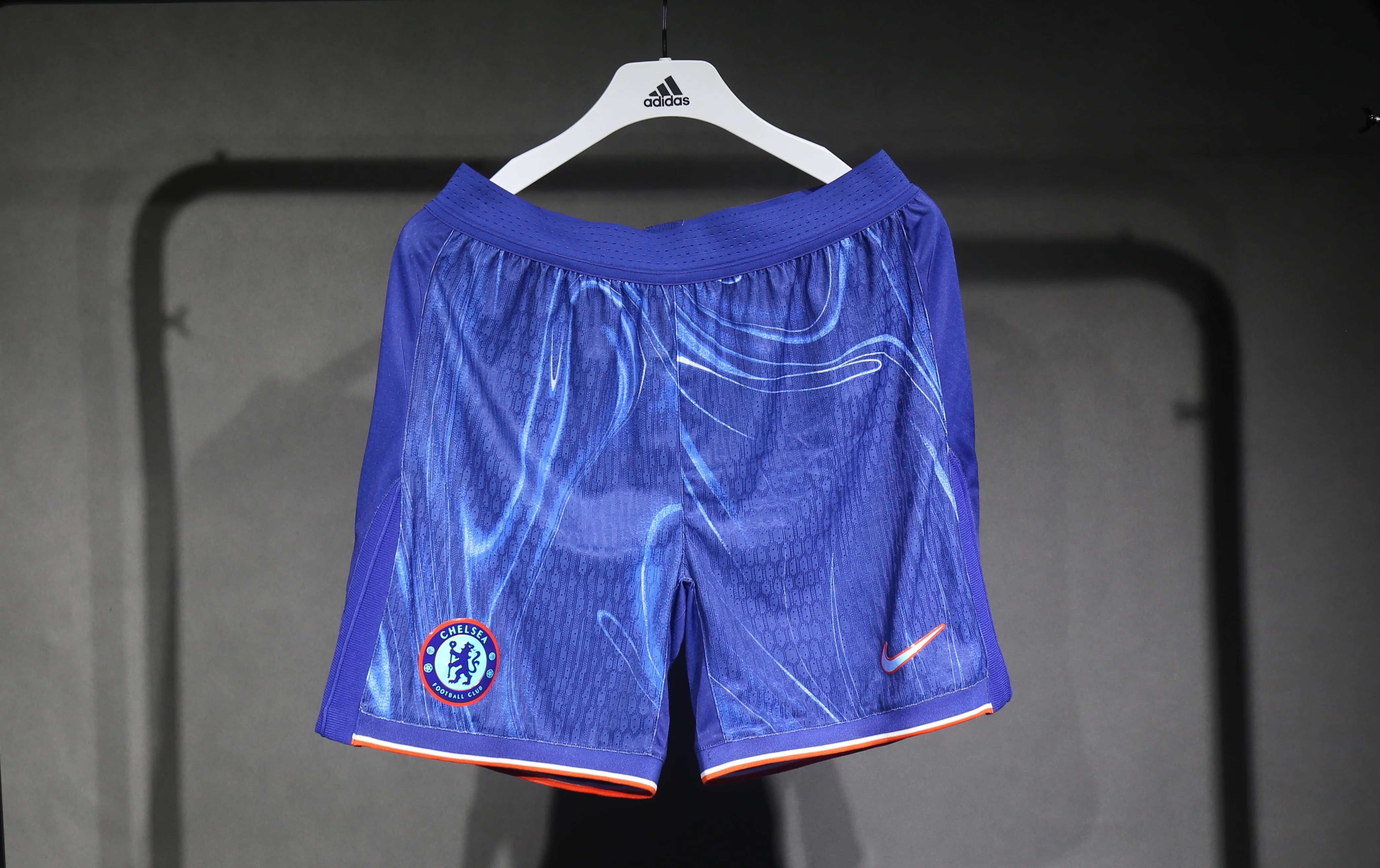 2024-25 Chelsea Home Player Short S-XXL - Image 3
