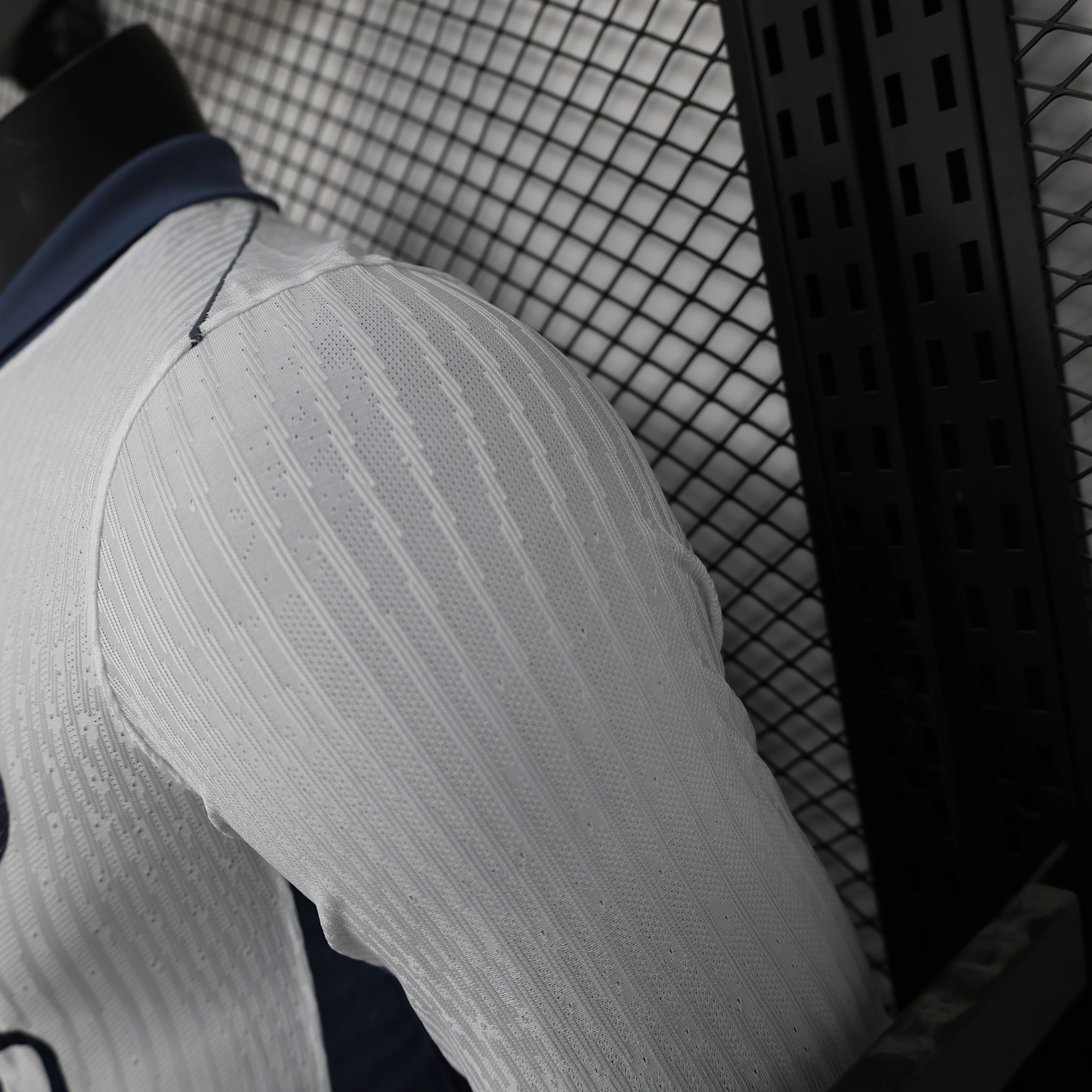 2024-25 Inter Milan Away Long Sleeve S-XXL - Image 4