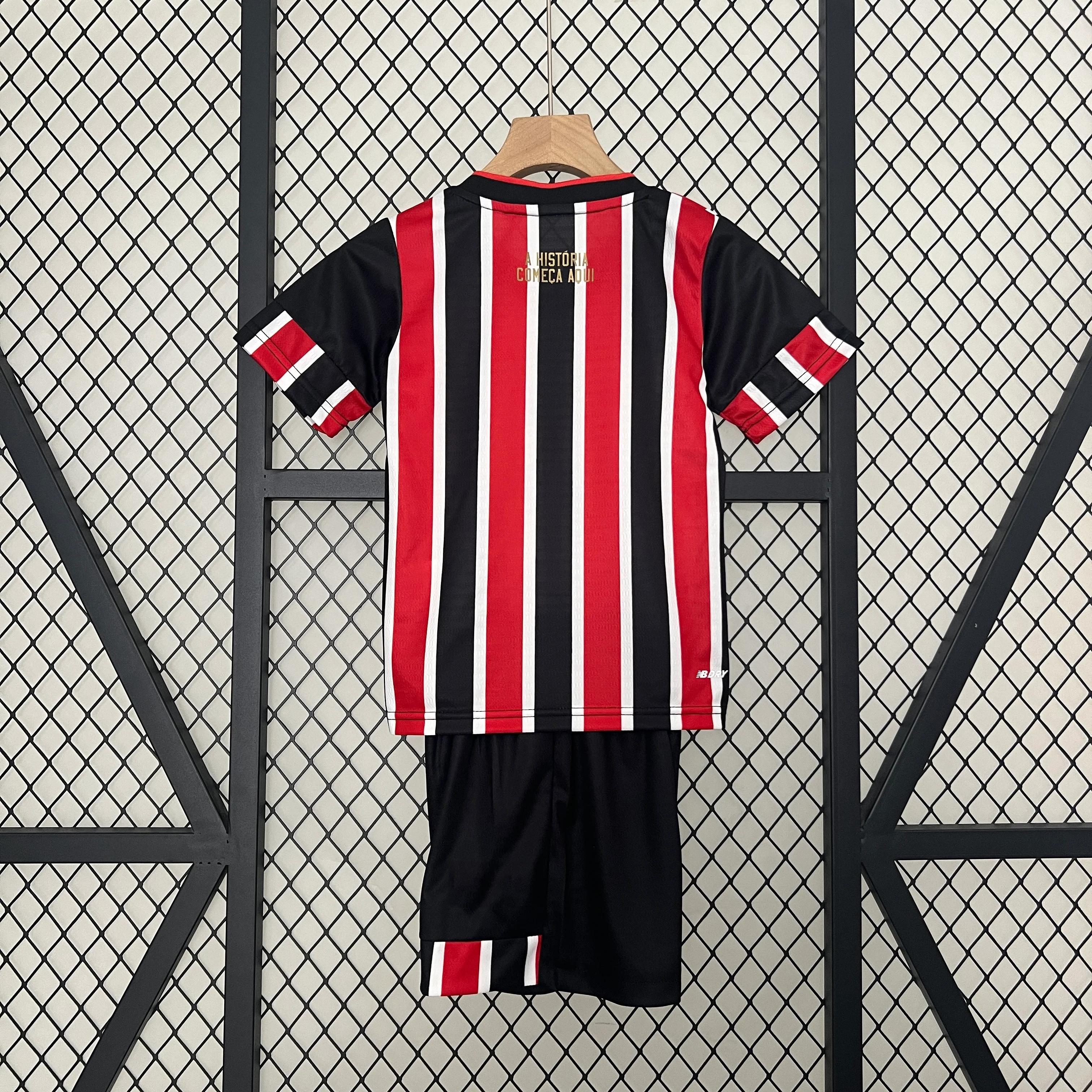 2024-25 Sao Paulo away kids size 16-28 - Image 2
