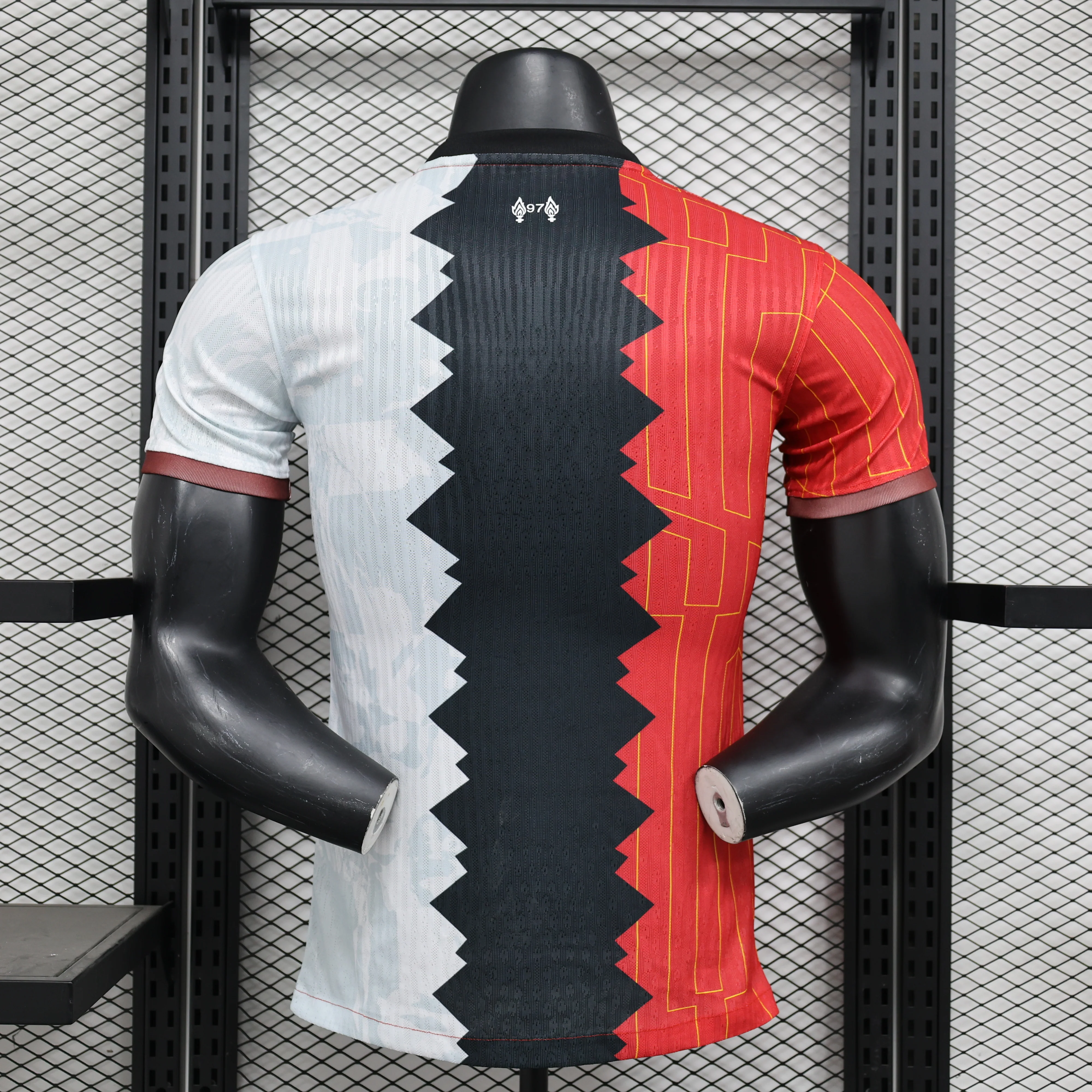 2024-25 Liverpool Special Player S-2XL - Image 2