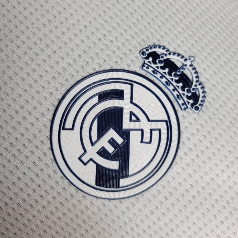 2024-25 Real Madrid Special Edition White lapel  Player - Image 4