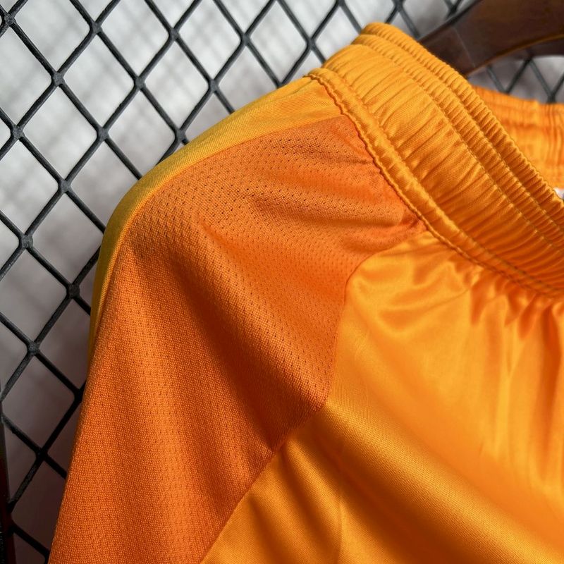 2024-25 Real Madrid Away Shorts - Image 4