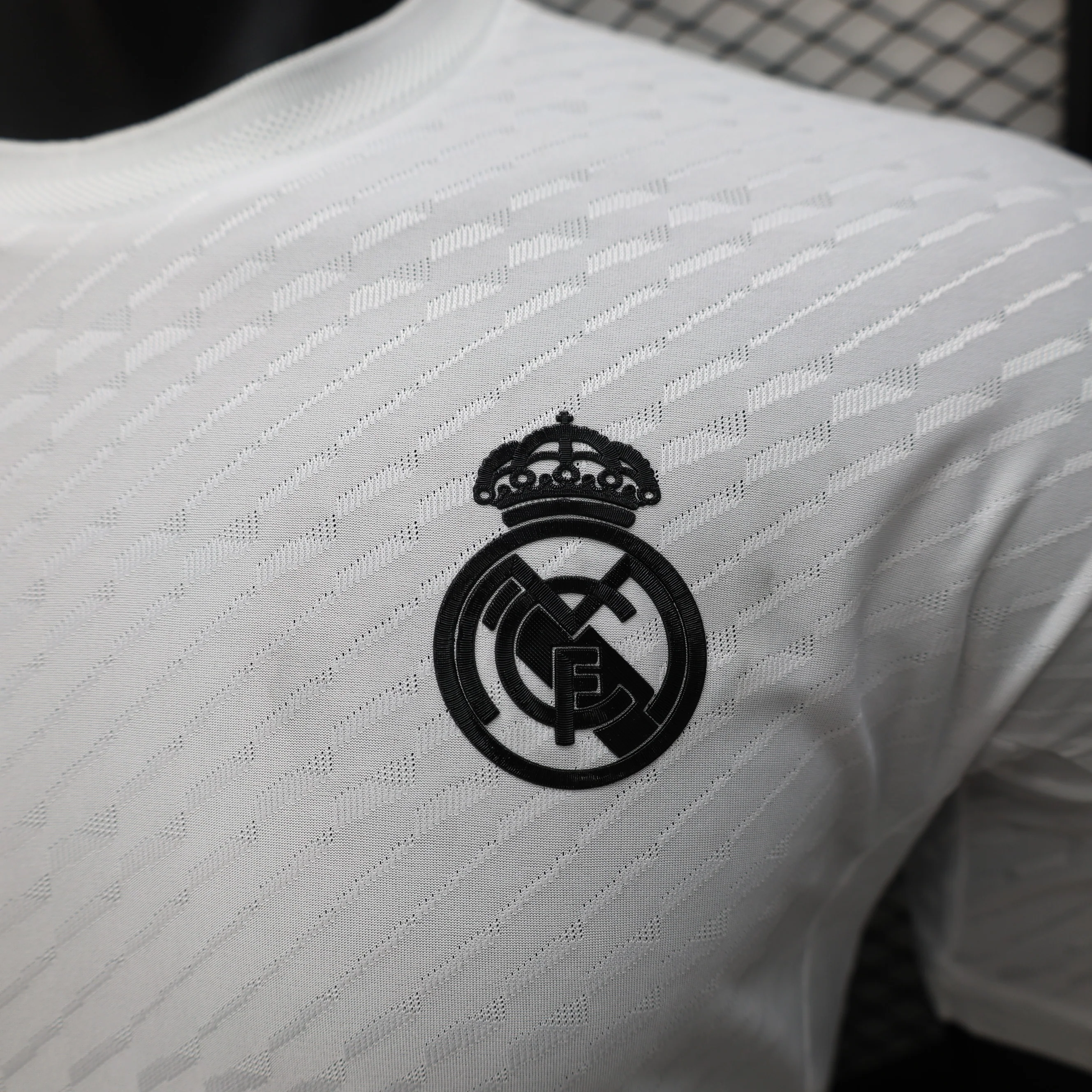 2024-25 Real Madrid Y3 White Rose Player Size S-2XL - Image 3