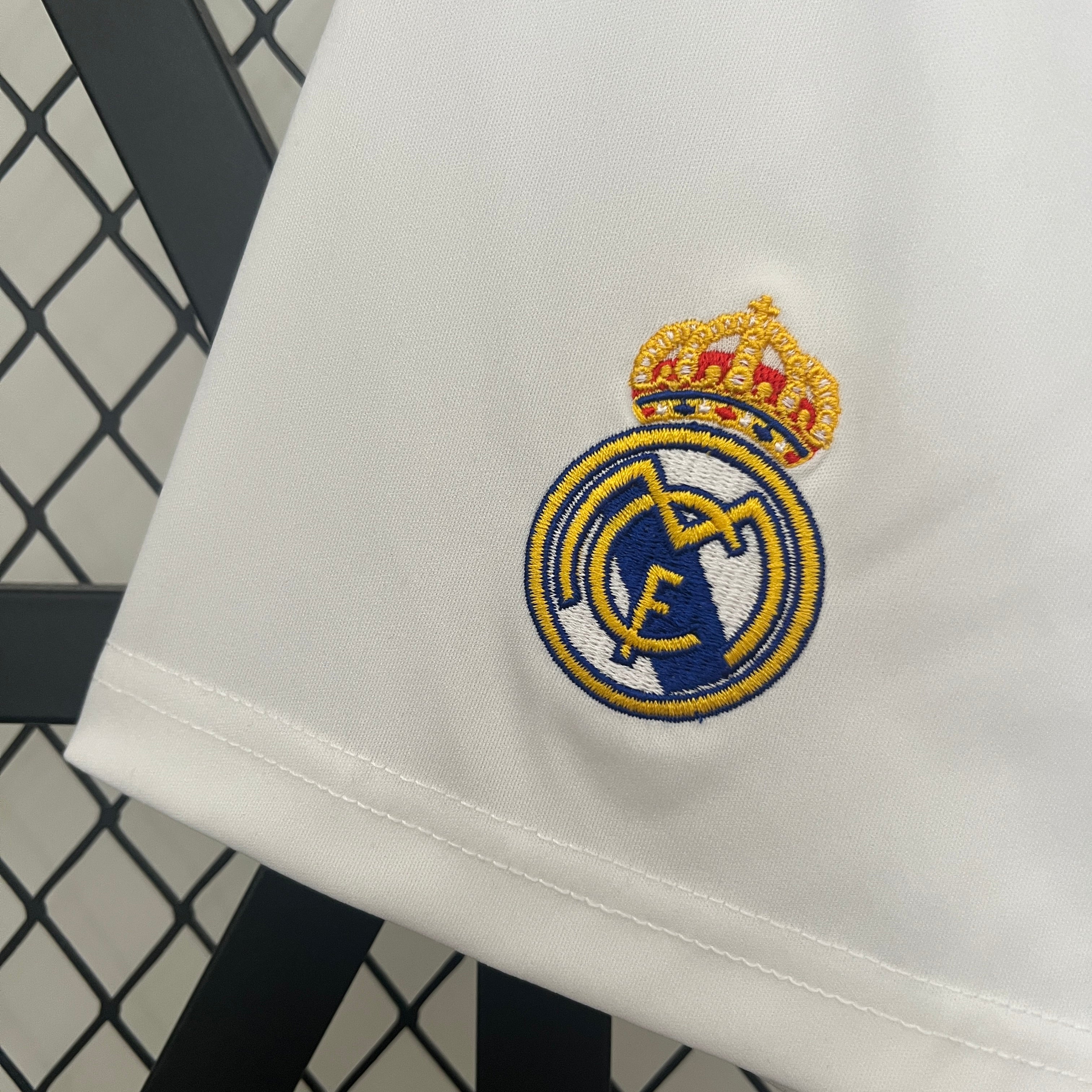 2024-25 Real Madrid Home Shorts - Image 3