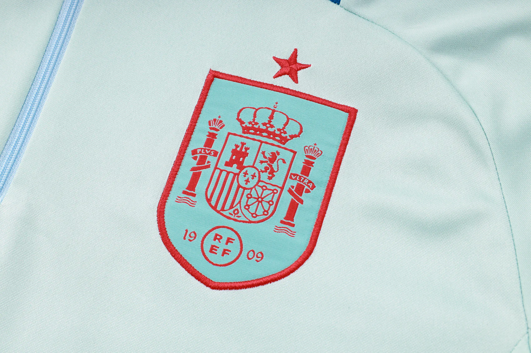 2024-25 Spain light blue training suit S-2XL - Image 4