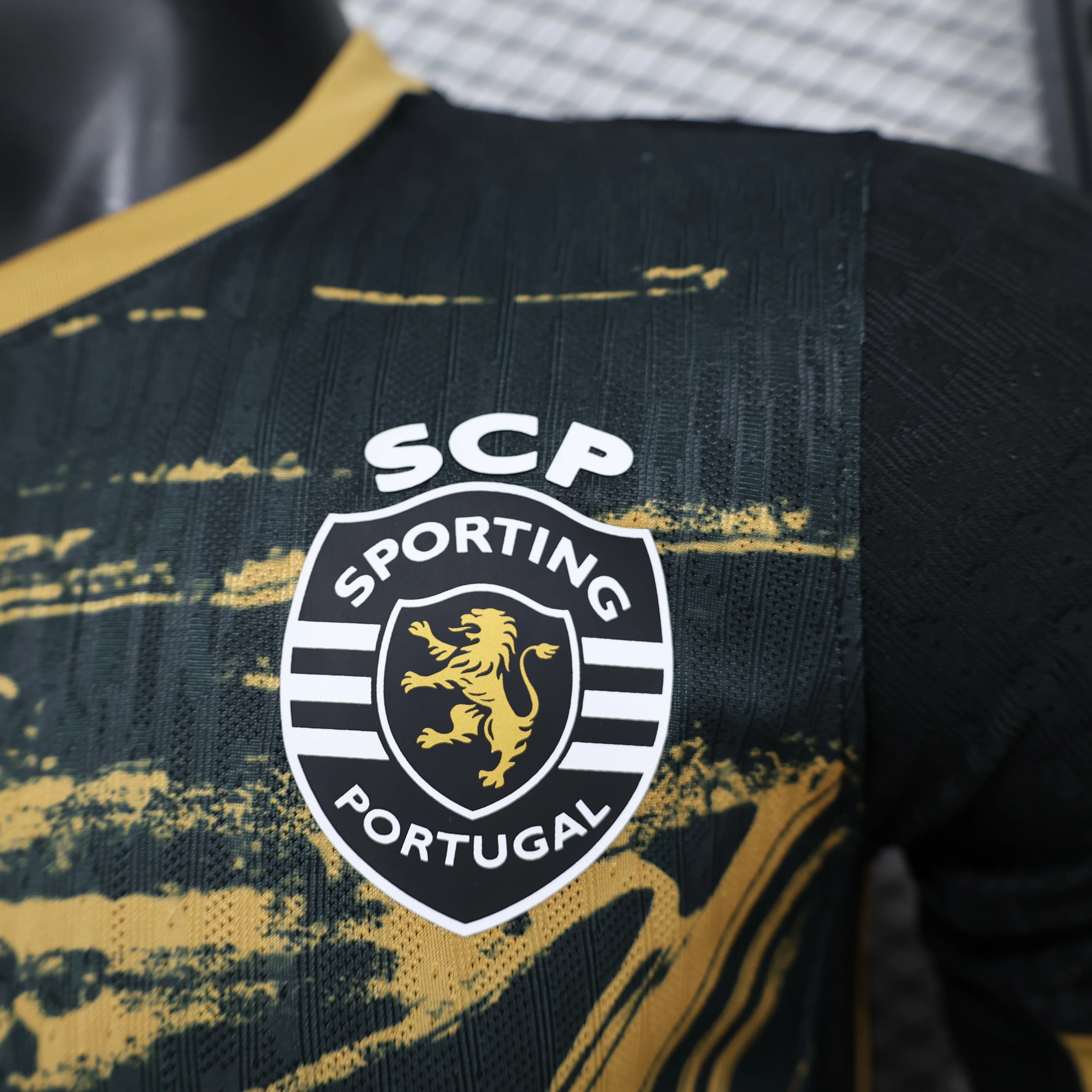 2024-25 Sporting Lisbon Third Away Player S-XXL - Image 3