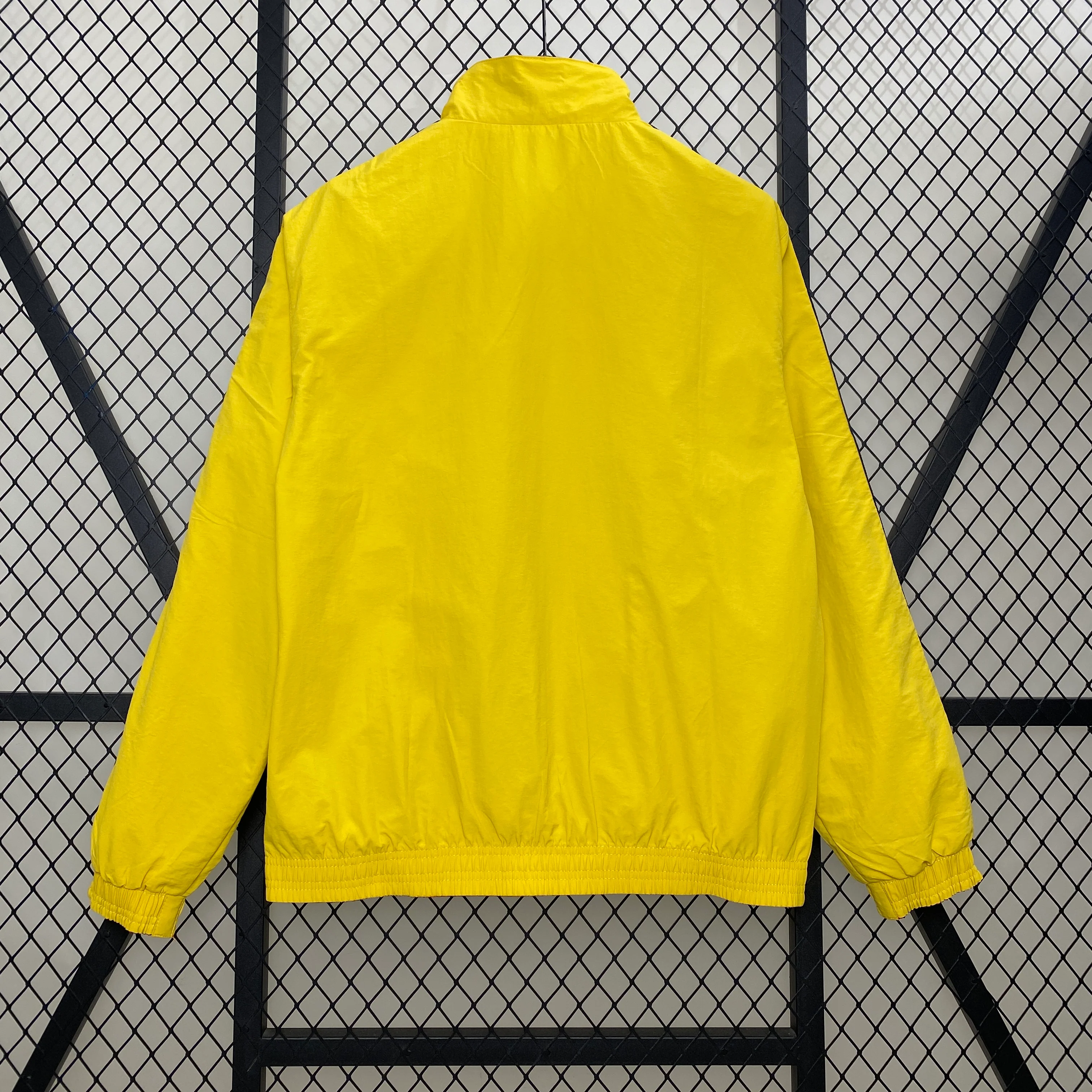 2024-25Real Madrid Yellow Windbreaker S-2XL - Image 2
