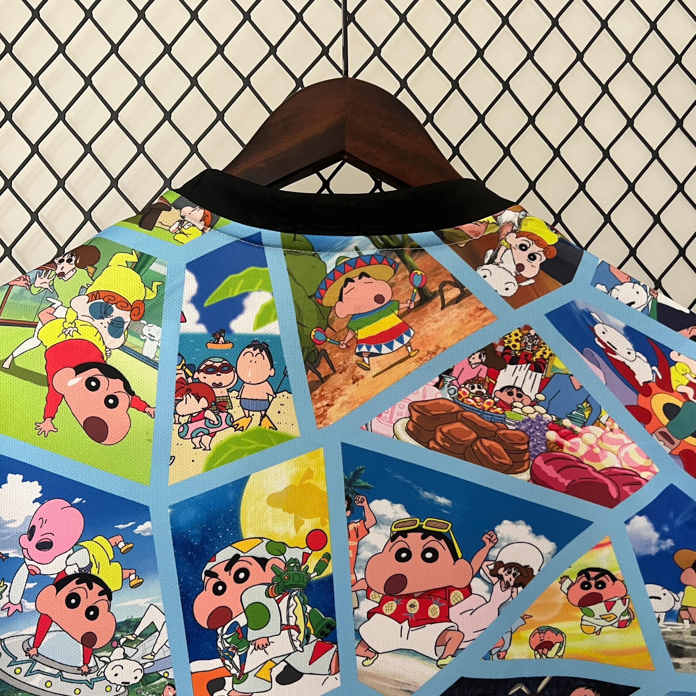 2024 Japan Special Edition (Crayon Shin-chan) S-2XL - Image 3