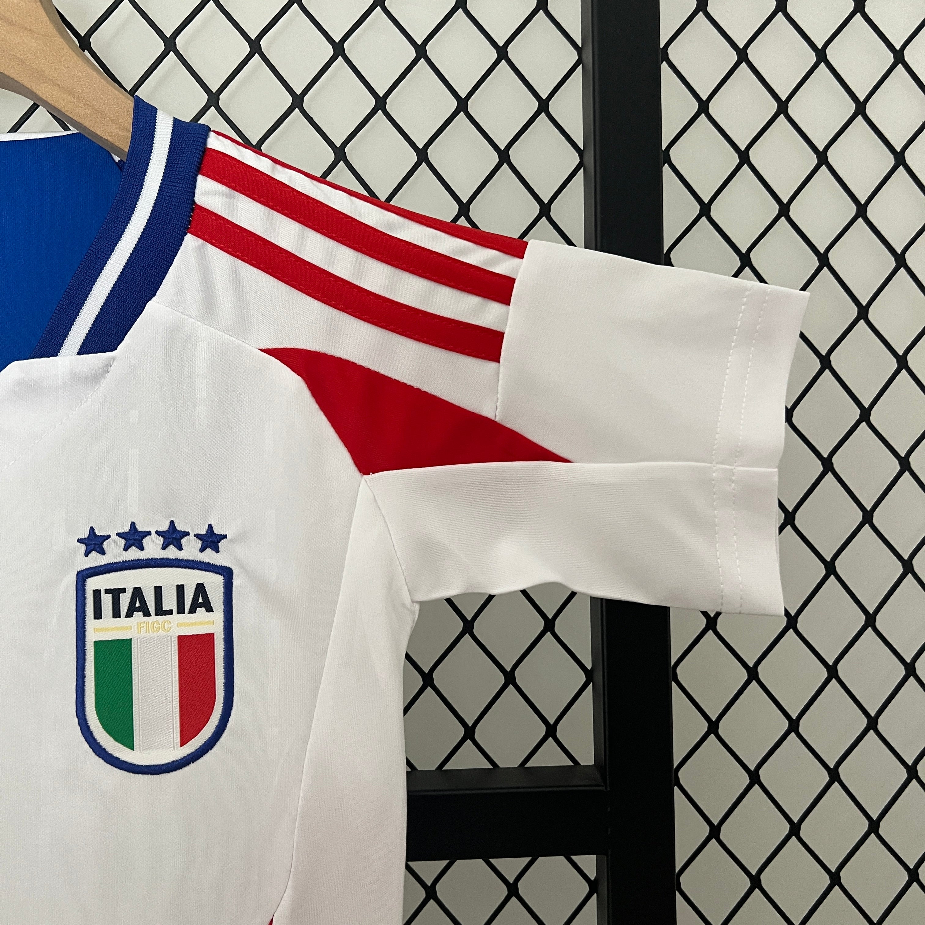 2024 kids Italy away size 16-28 - Image 3