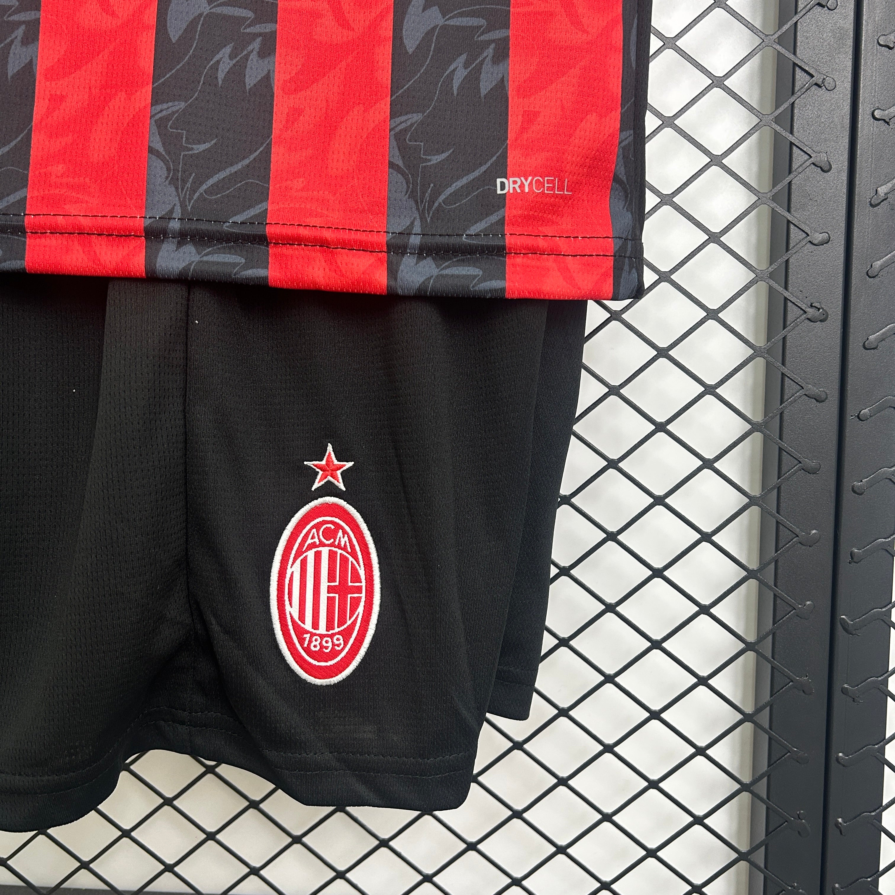 2025-26 AC Milan Home kids 16-28 - Image 4