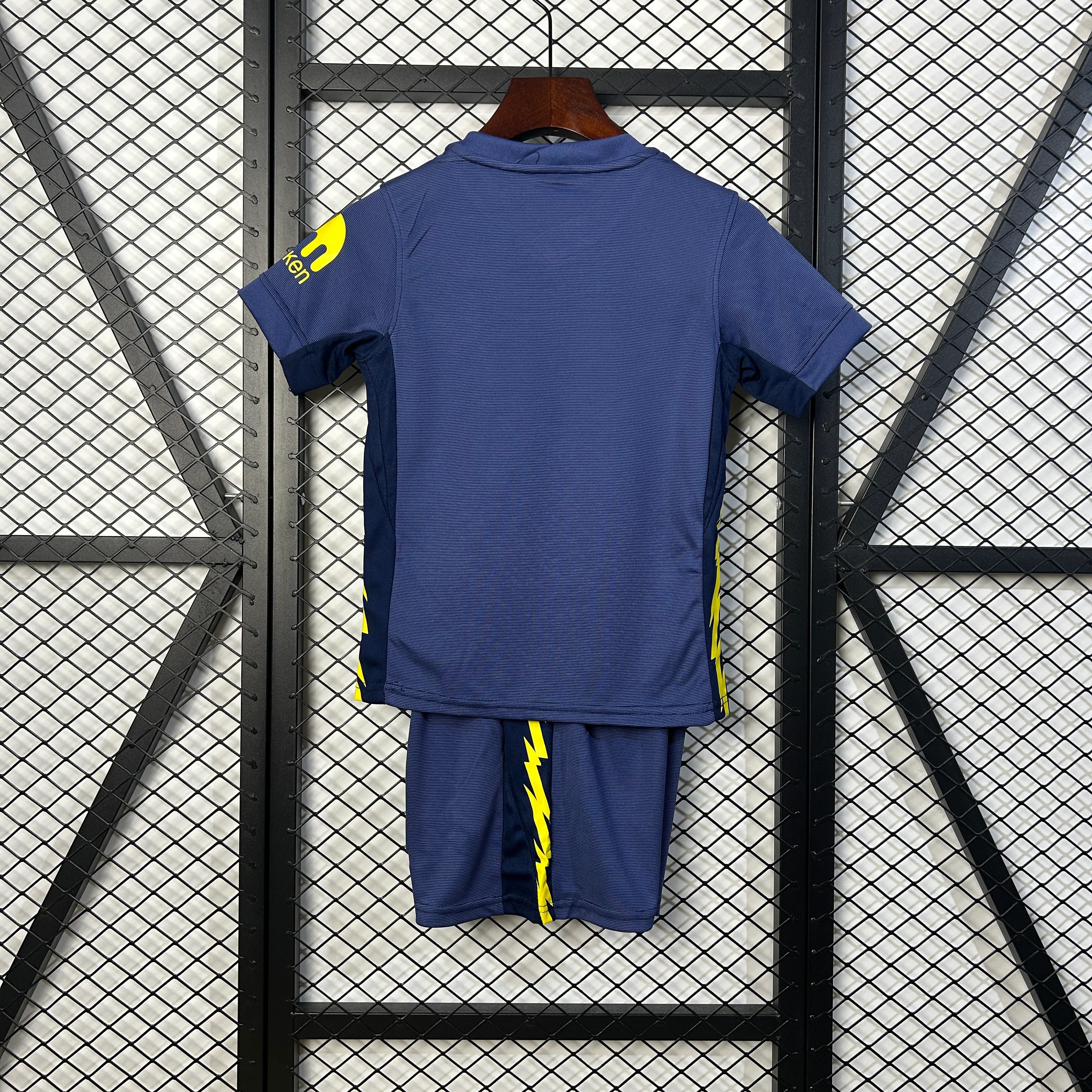 2025-26 Atletico Madrid Away Kids 16-28 - Image 2