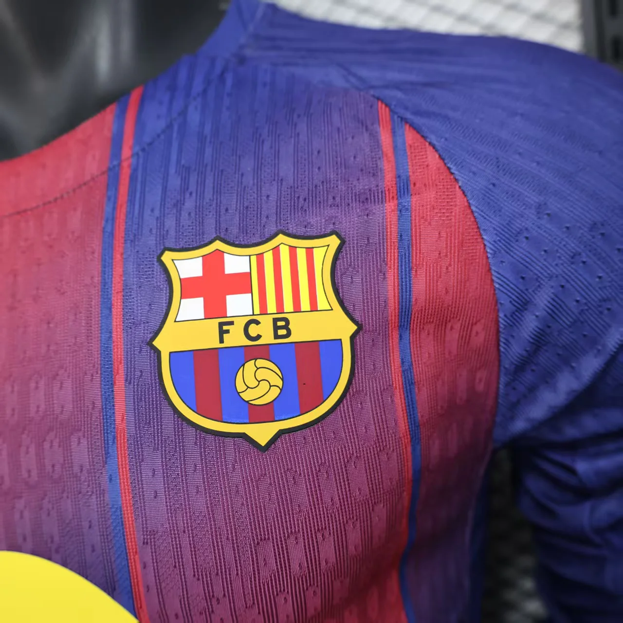 2025-26 Barcelona Home long sleeved S-2XL - Image 3