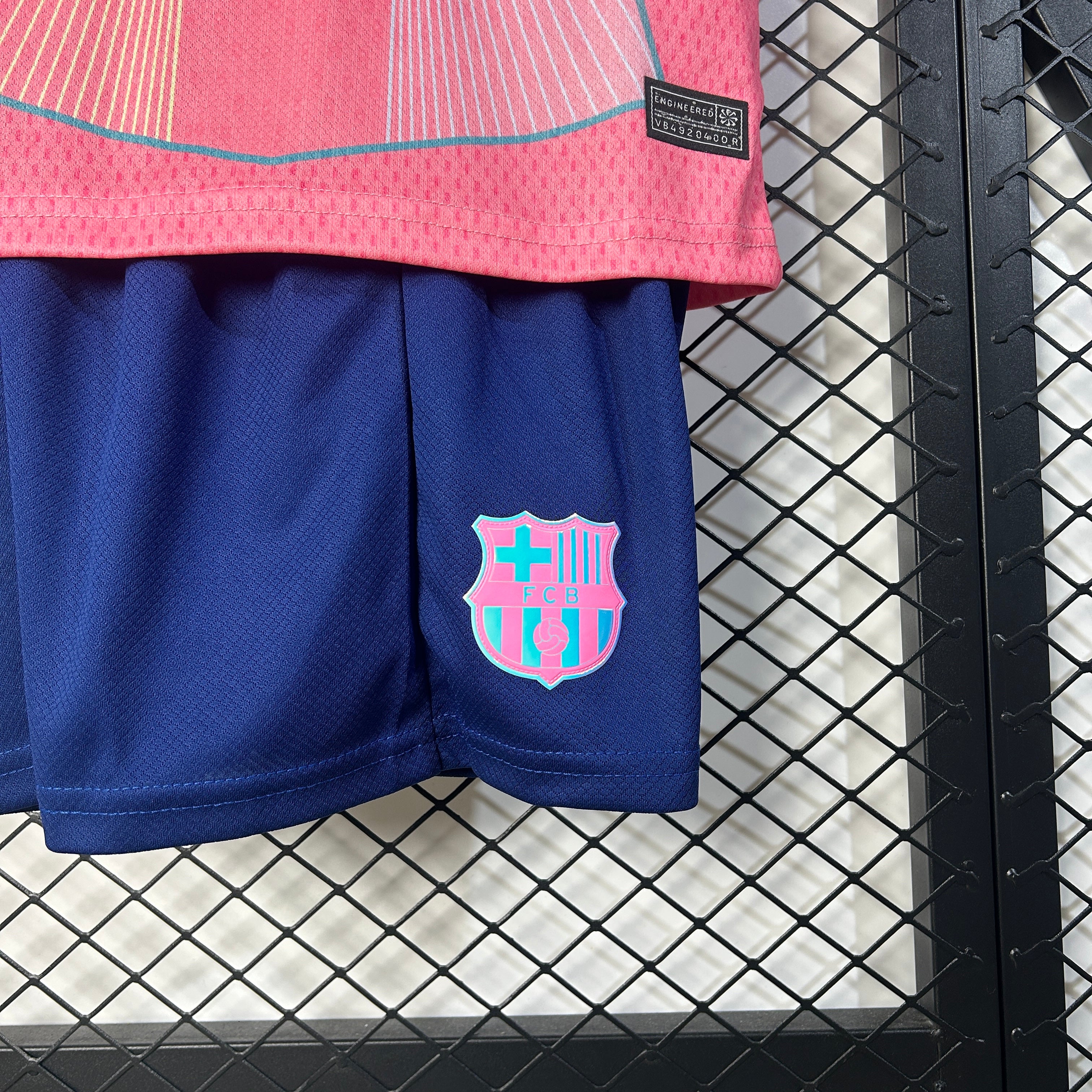 2025-26 Barcelona Pink Special KIDS 16-28 - Image 5