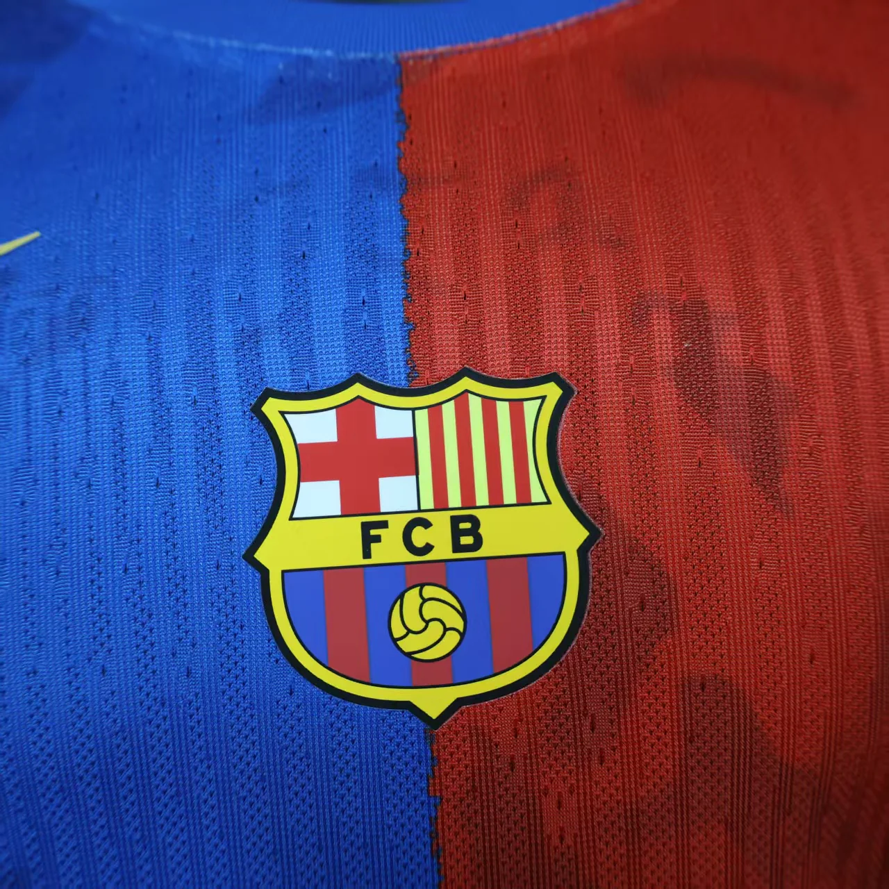 2025-26 Barcelona Special Blue-Red Player S-2XL - Image 6