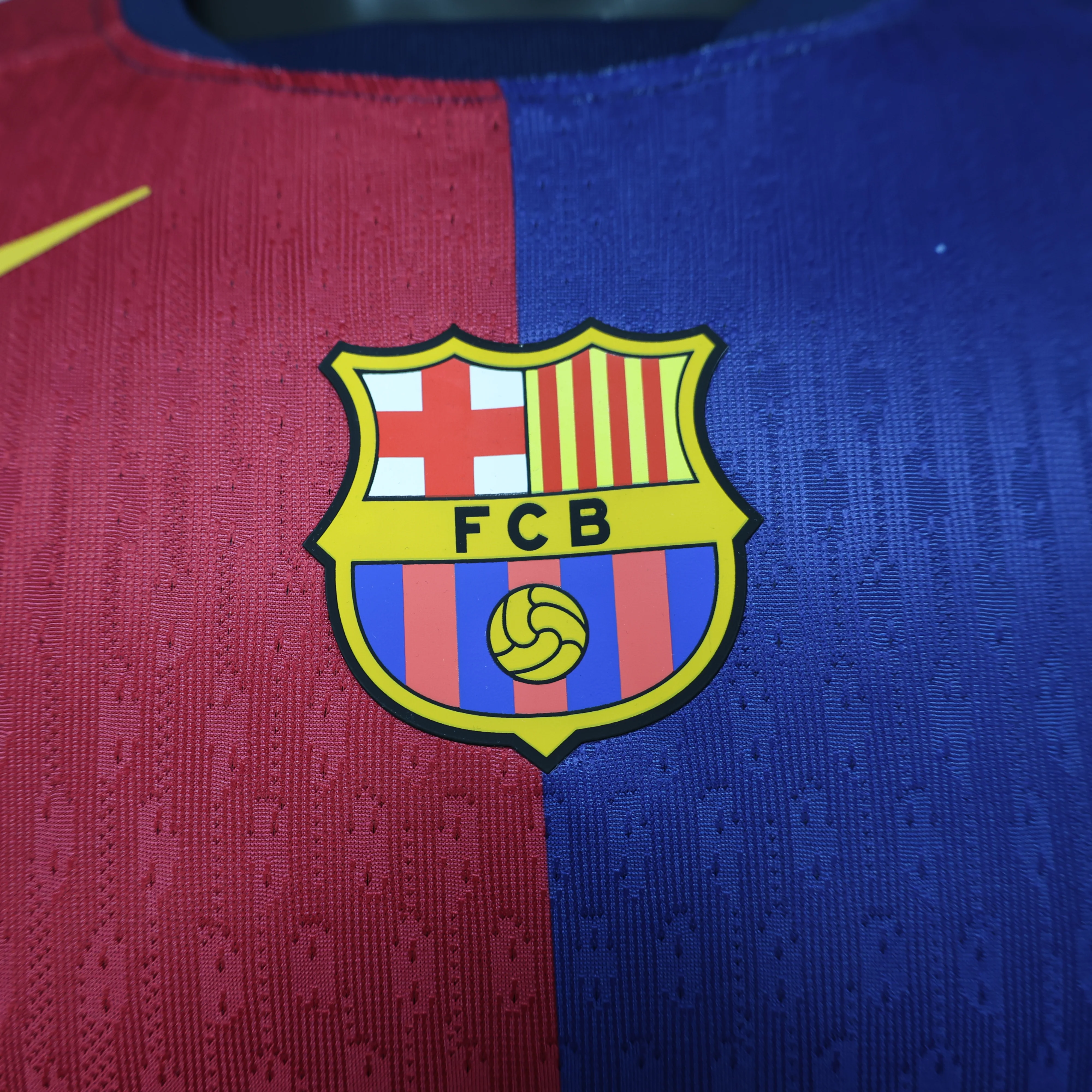 2025-26 Barcelona Special long sleeved S-2XL - Image 3