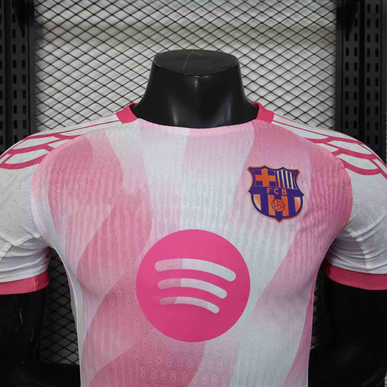 2025-26 Barcelona Special Pink Player S-2XL - Image 2