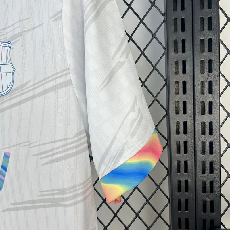 2025-26 Barcelona White Special S-2XL - Image 3