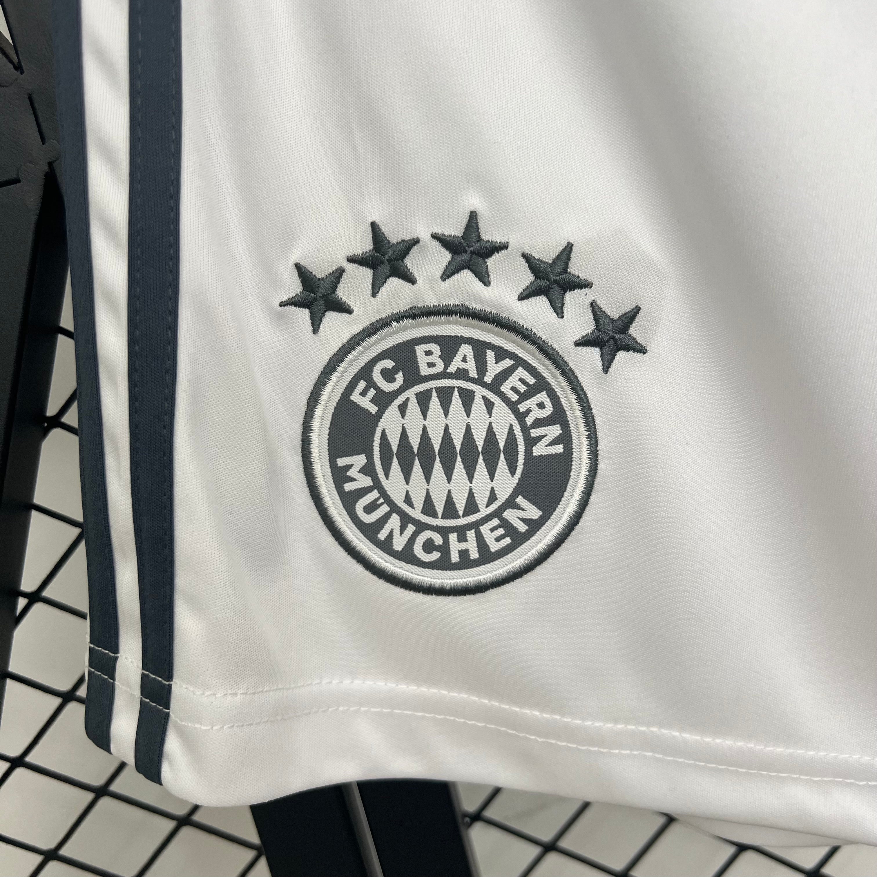 2025-26 Bayern Munich Away Short S-2XL - Image 3