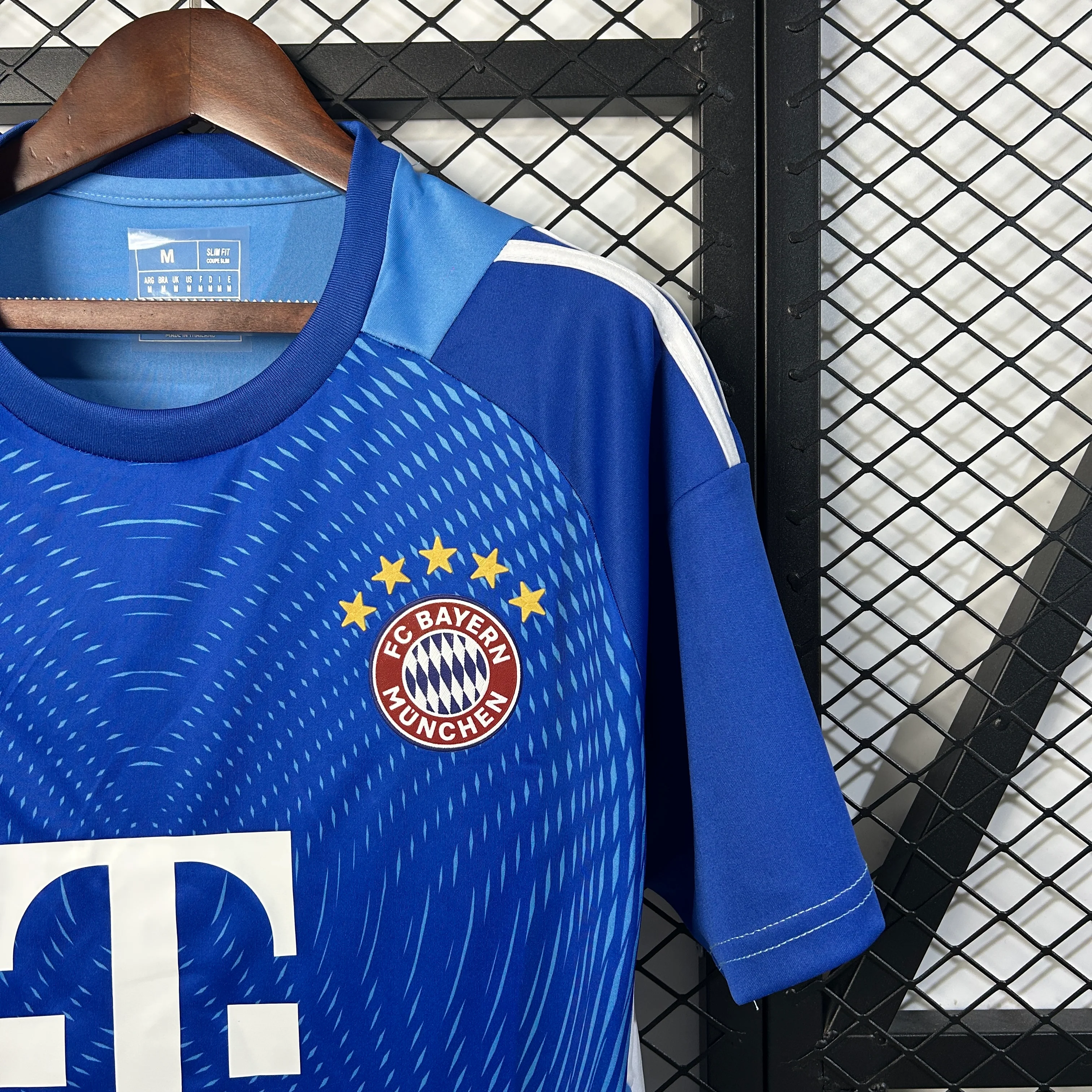 2025-26 Bayern Munich Goalkeeper Blue S-2XL - Image 4