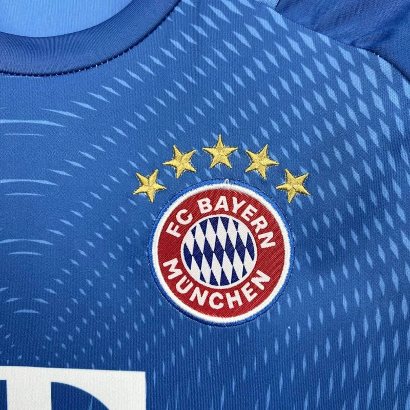 2025-26 Bayern Munich Goalkeeper KIDS 16-28 - Image 3