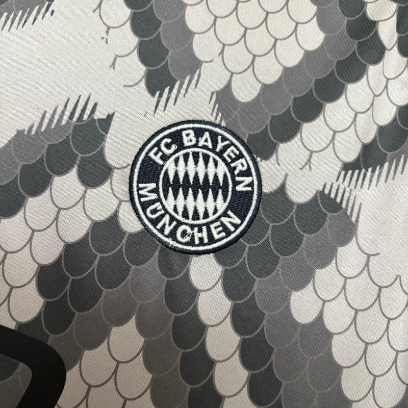2025-26 Bayern Munich Snake Special Edition S-2XL - Image 4