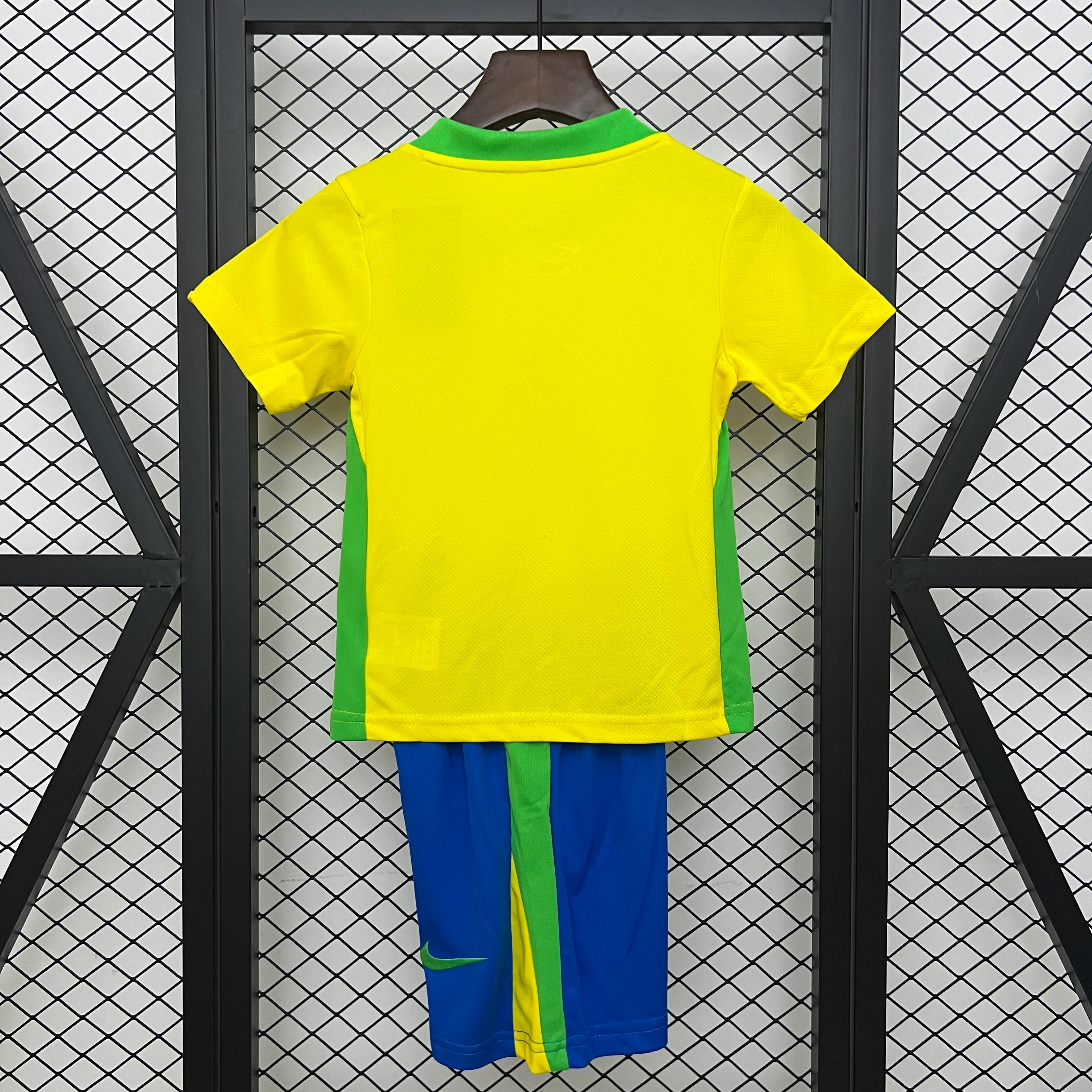 2025-26 Brazil Home KIDS SIZE 16-28 - Image 2